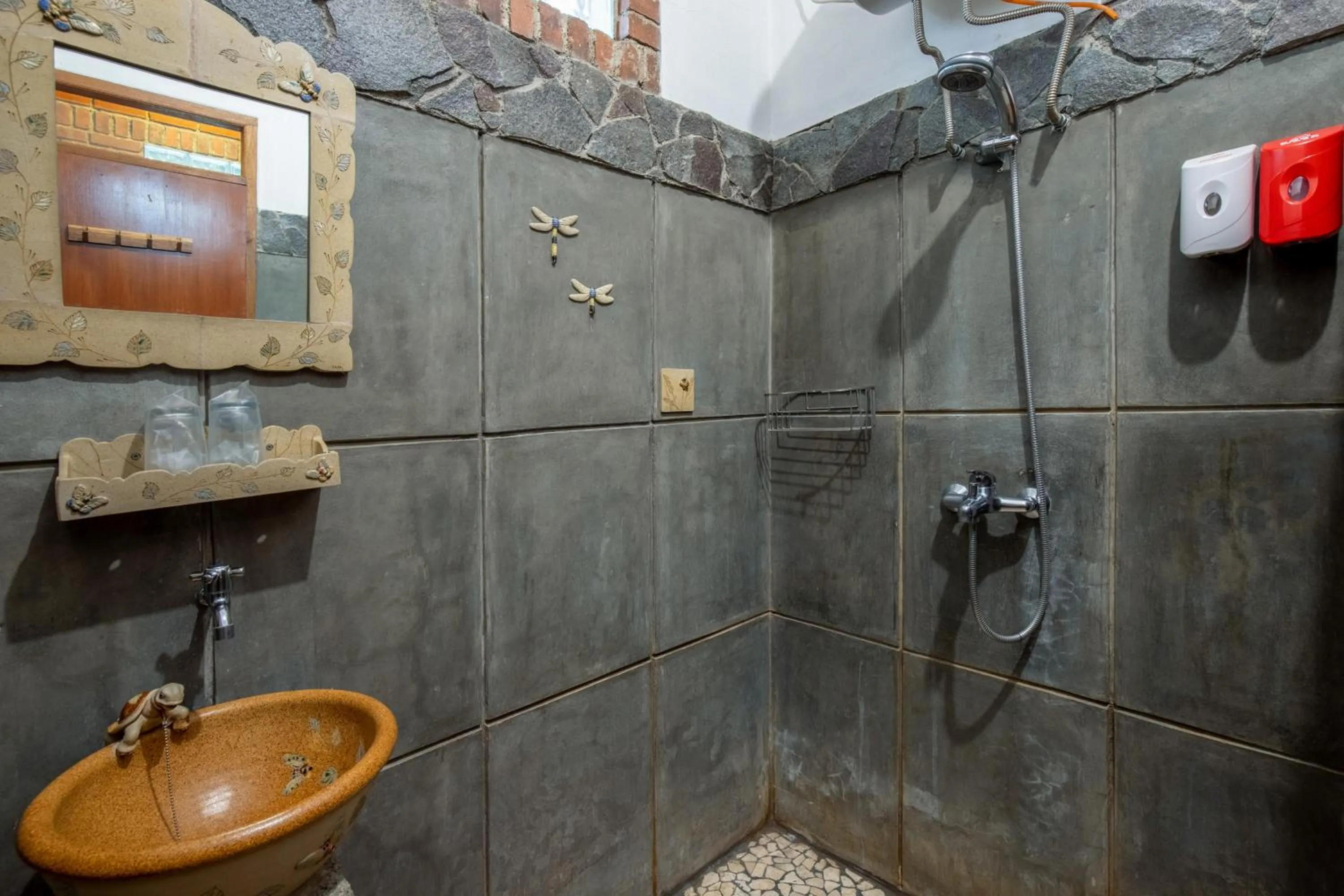 Bathroom in Sekararum Butik Syariah Guesthouse