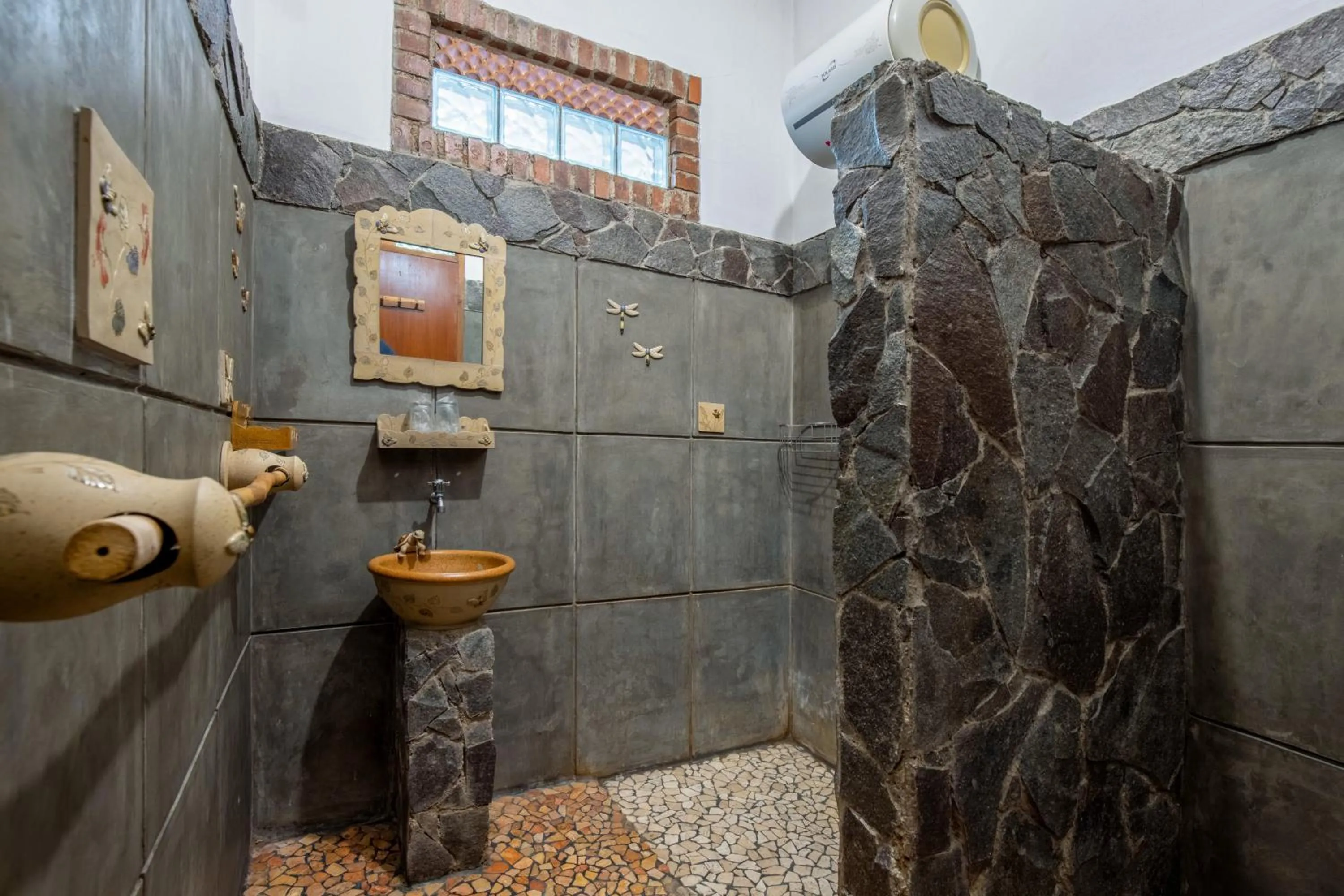 Bathroom in Sekararum Butik Syariah Guesthouse