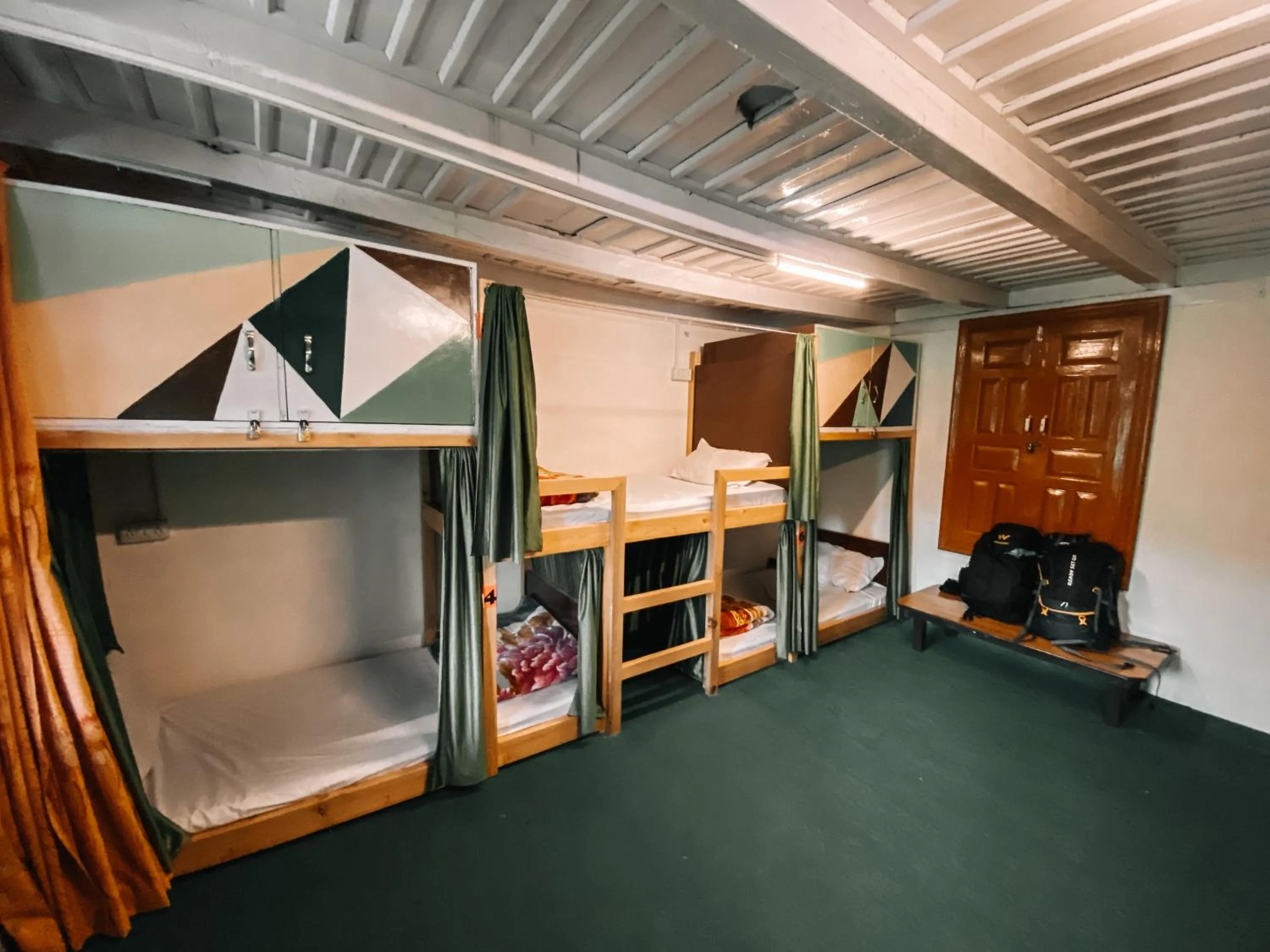 bunk bed in Jungle by sturmfrei Manali