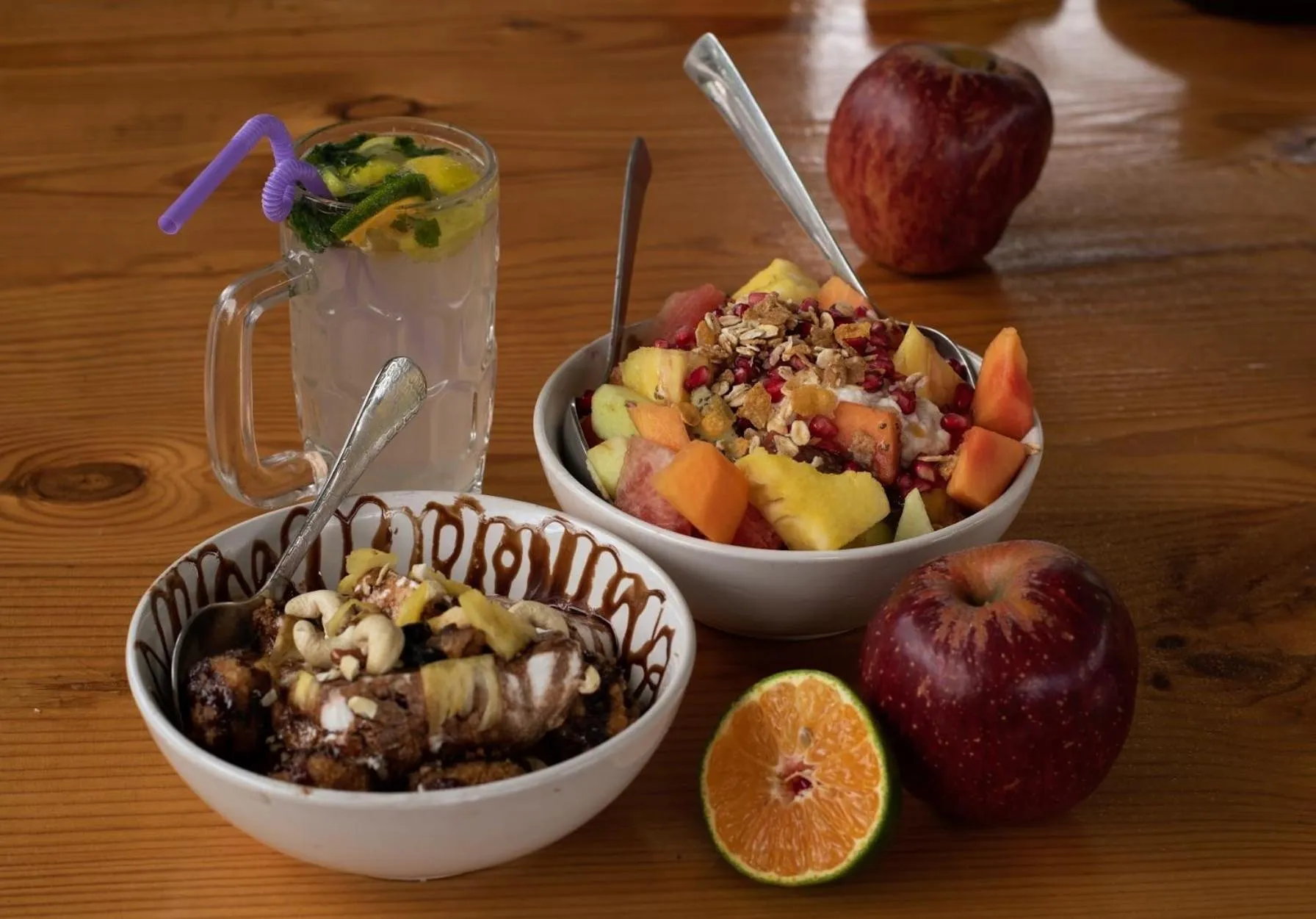 Food and drinks in Jungle by sturmfrei Manali