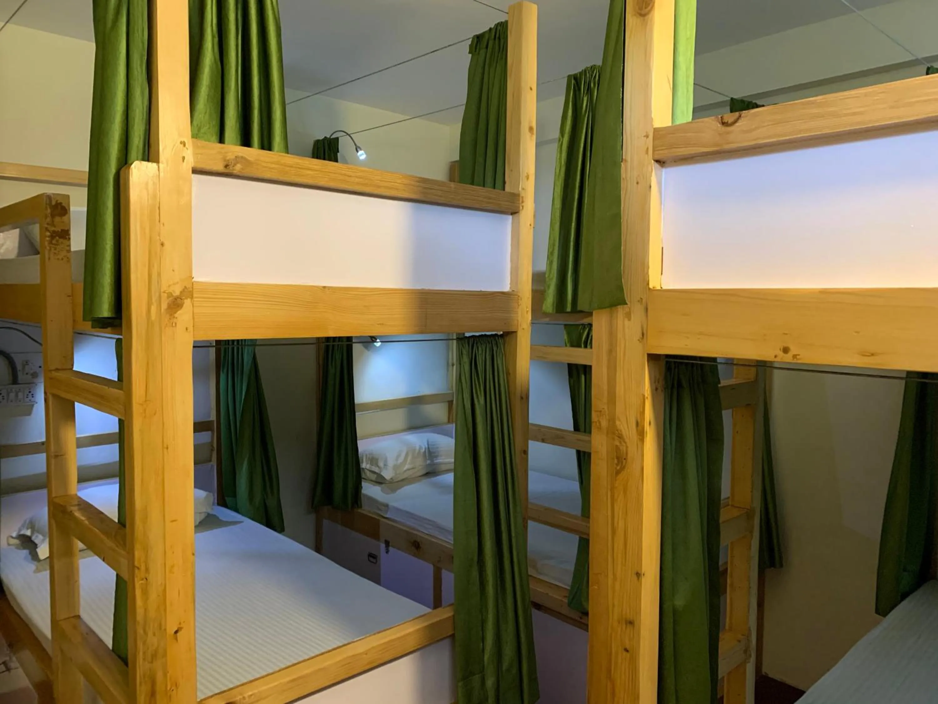 Bed in Jungle by sturmfrei Manali