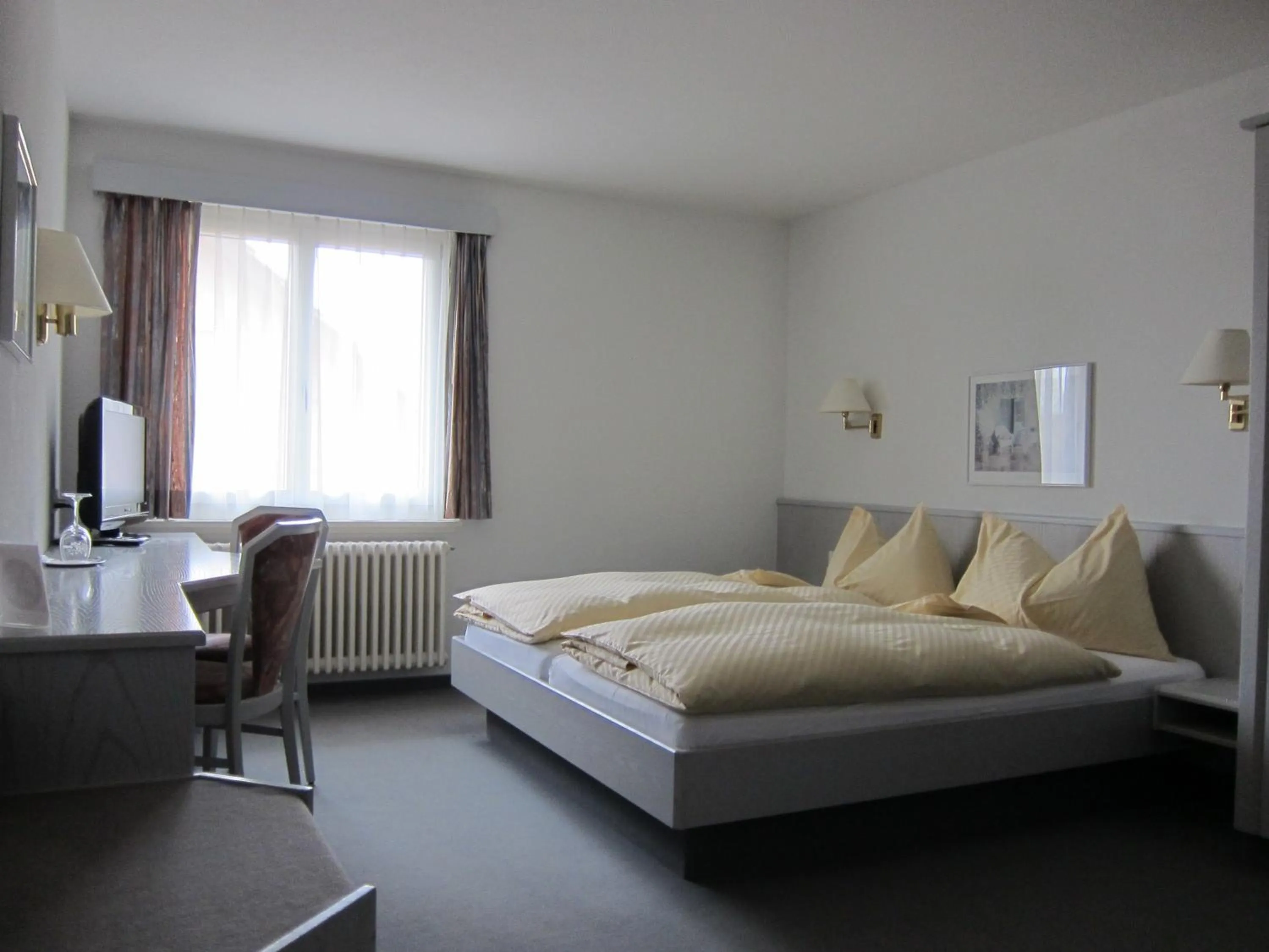 Bed in Landhotel Hirschen