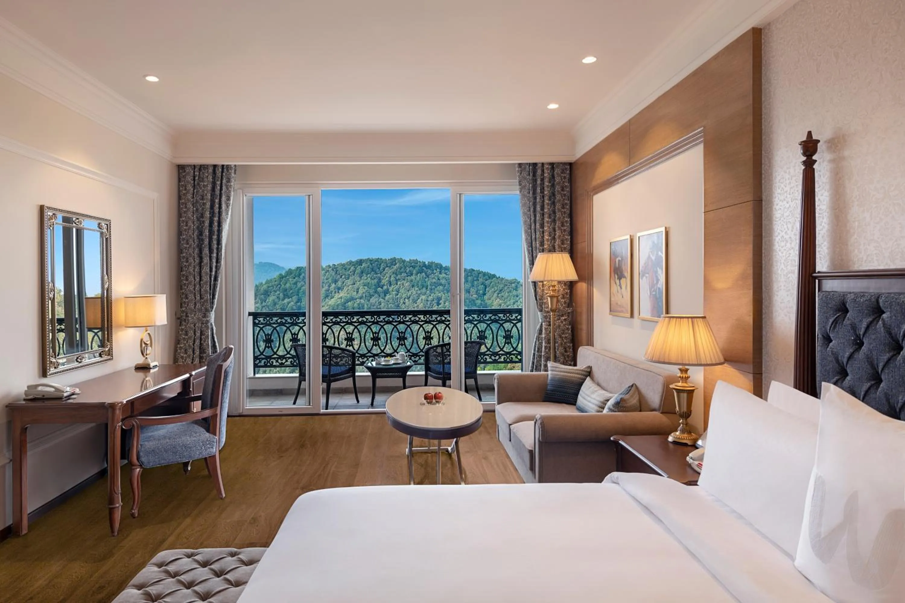 Photo of the whole room, Bed in Welcomhotel by ITC Hotels, Tavleen, Chail