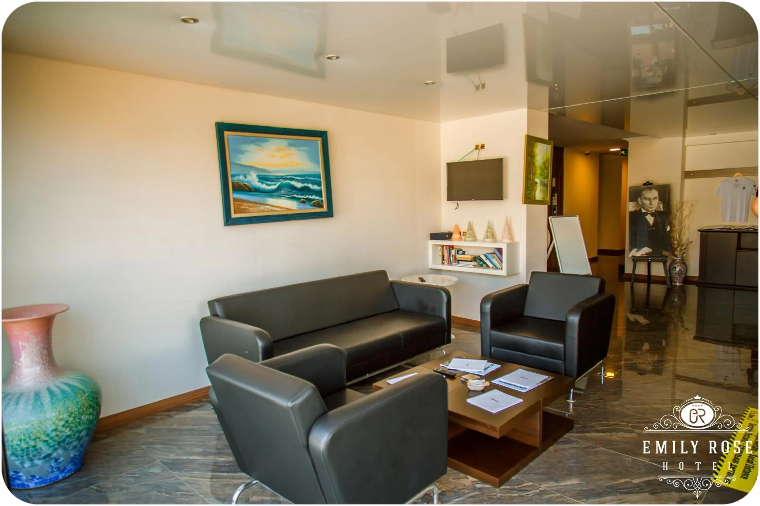 Lobby or reception in Emily Rose Hotel