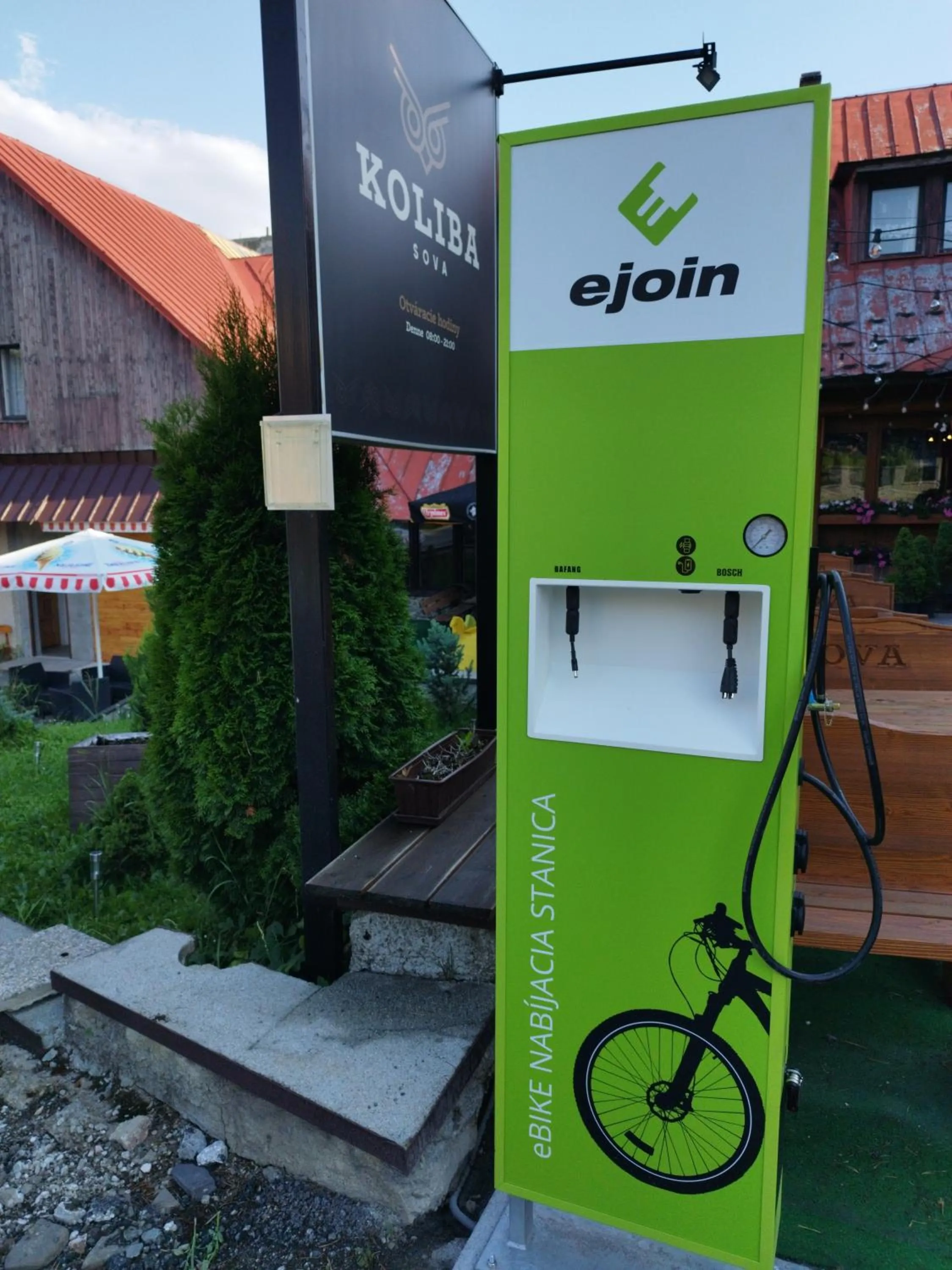 Cycling in SOVA Hotel&Restaurant