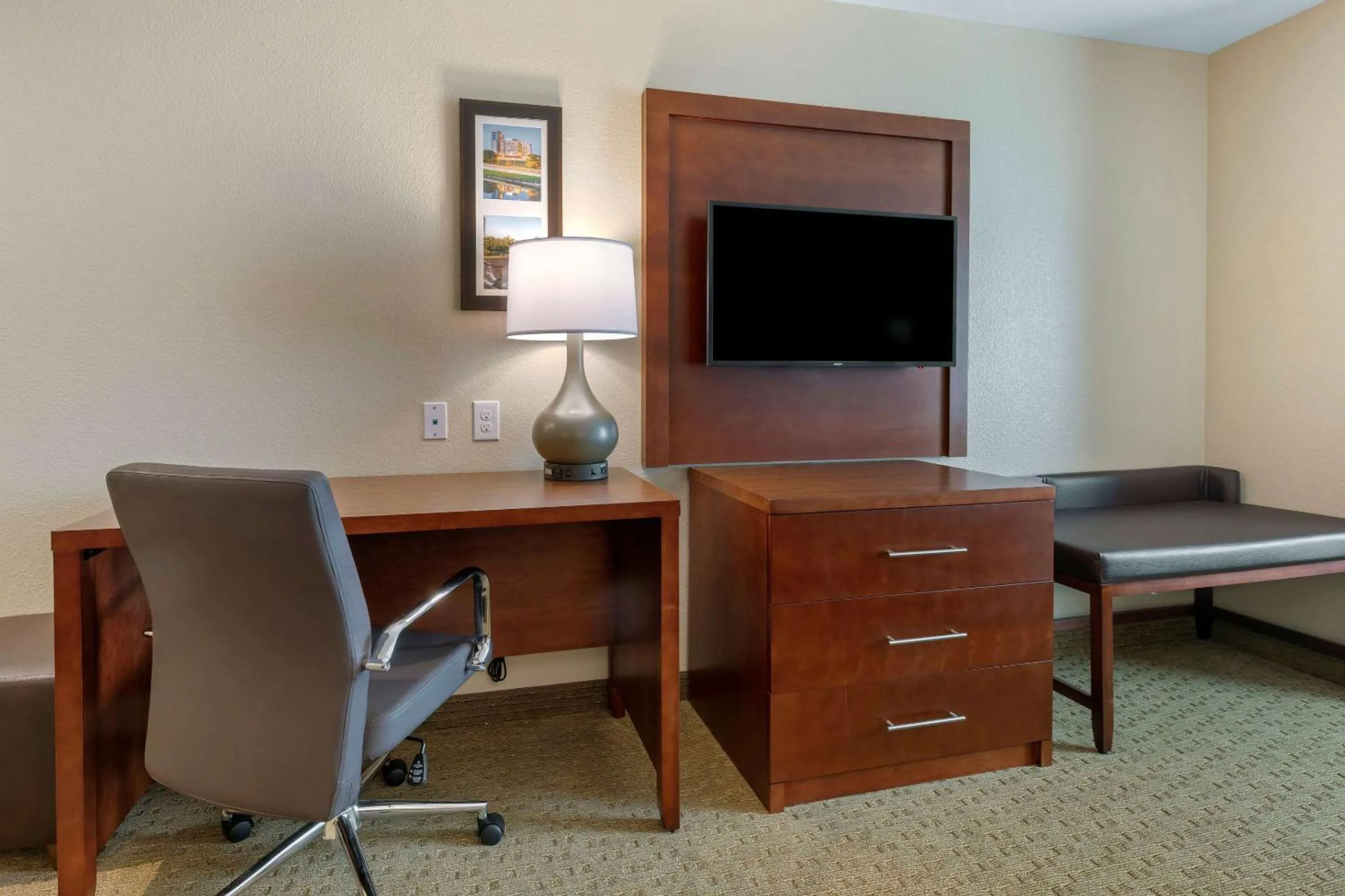Photo of the whole room in Comfort Inn & Suites Euless DFW West