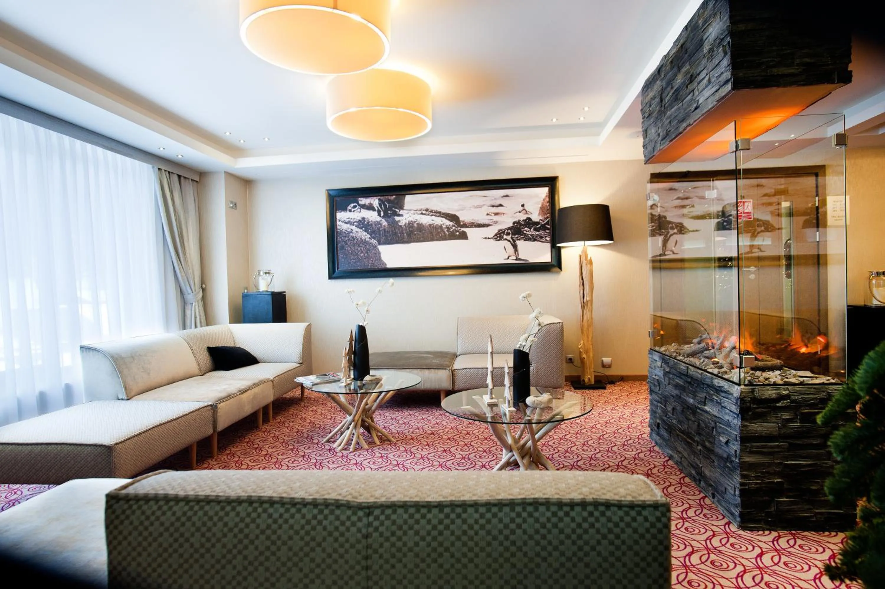 Lobby or reception in Hotel & SPA Czarny Groń