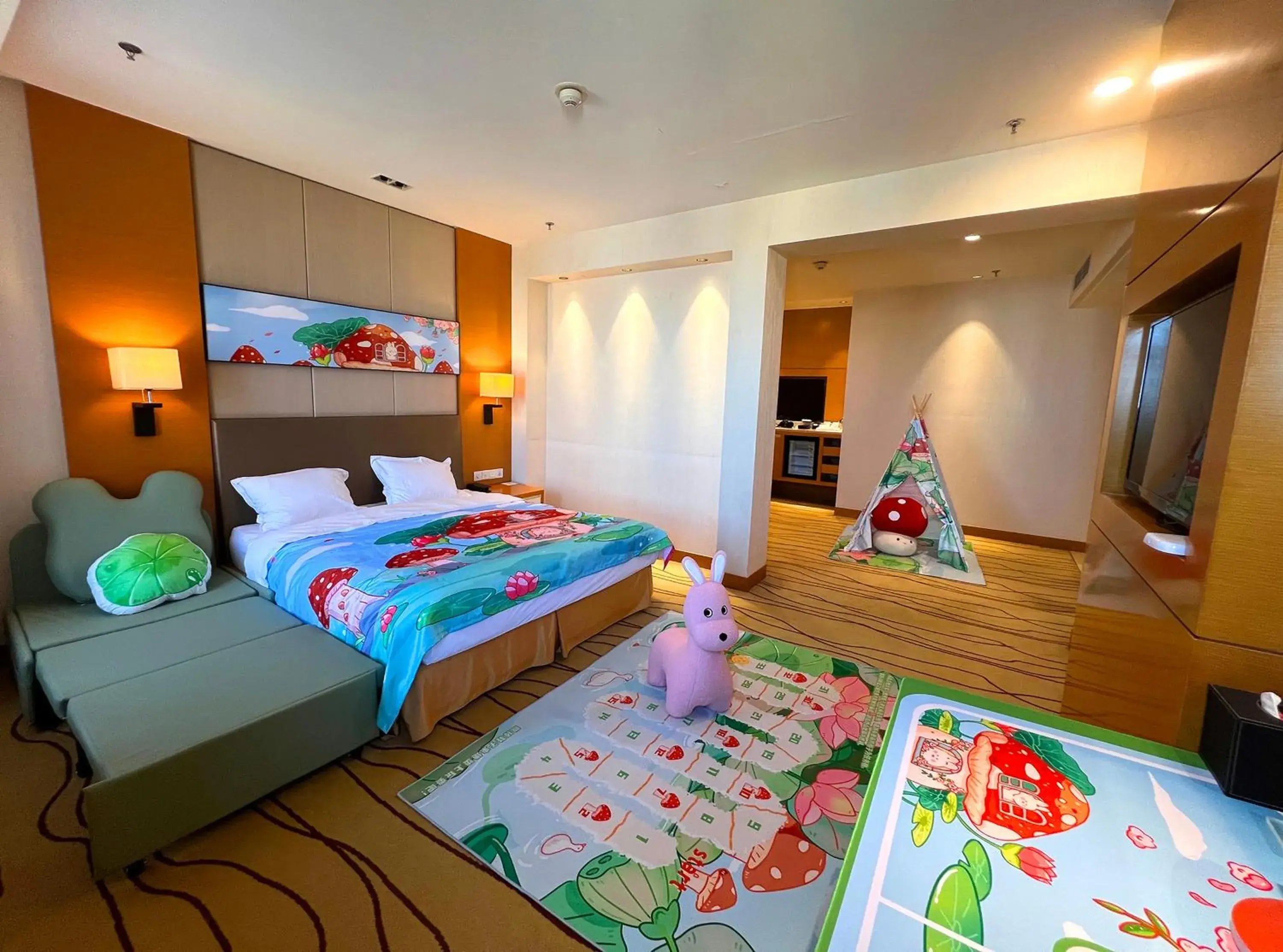 Family Room - Non-Smoking in Holiday Inn Panjin Aqua City by IHG Family Room - Non-Smoking in Holiday Inn Panjin Aqua City by IHG