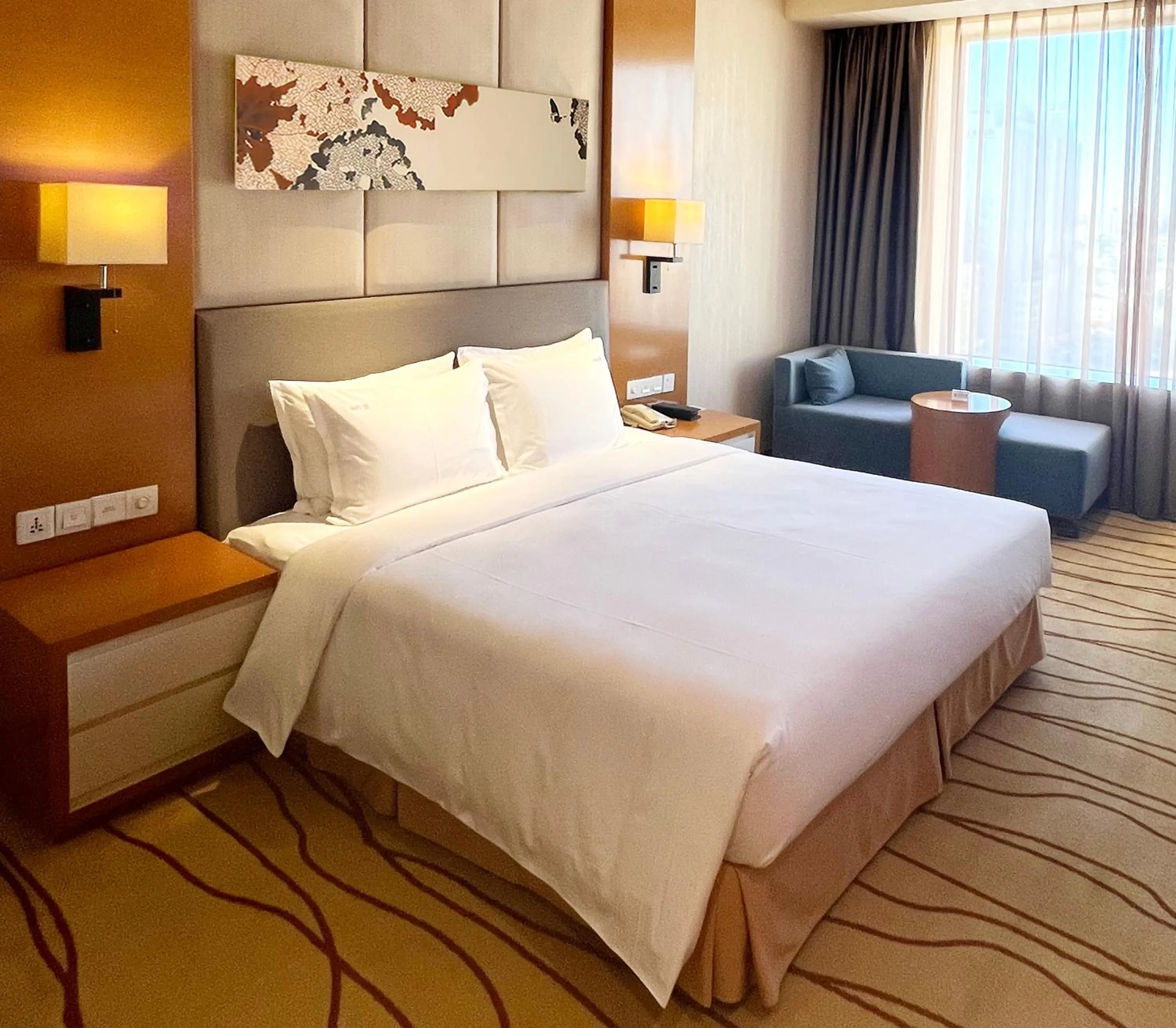 Bedroom, Bed in Holiday Inn Panjin Aqua City by IHG