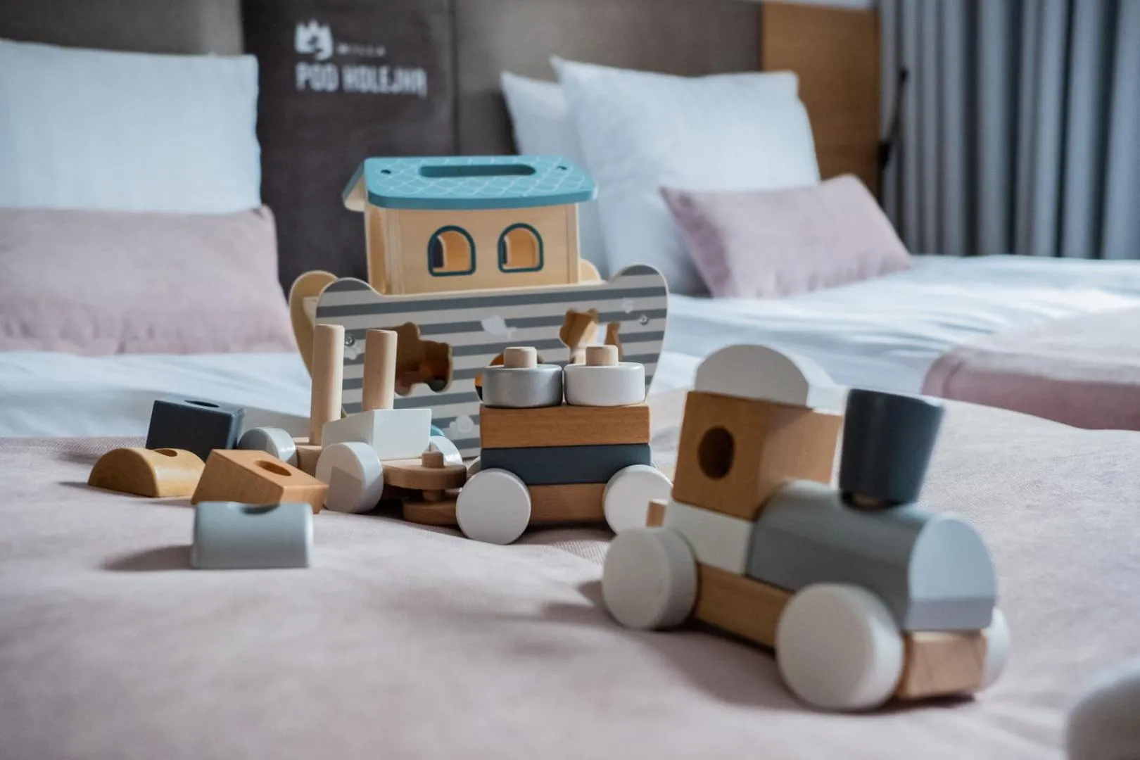 Children play ground, Bed in Willa Pod Kolejką