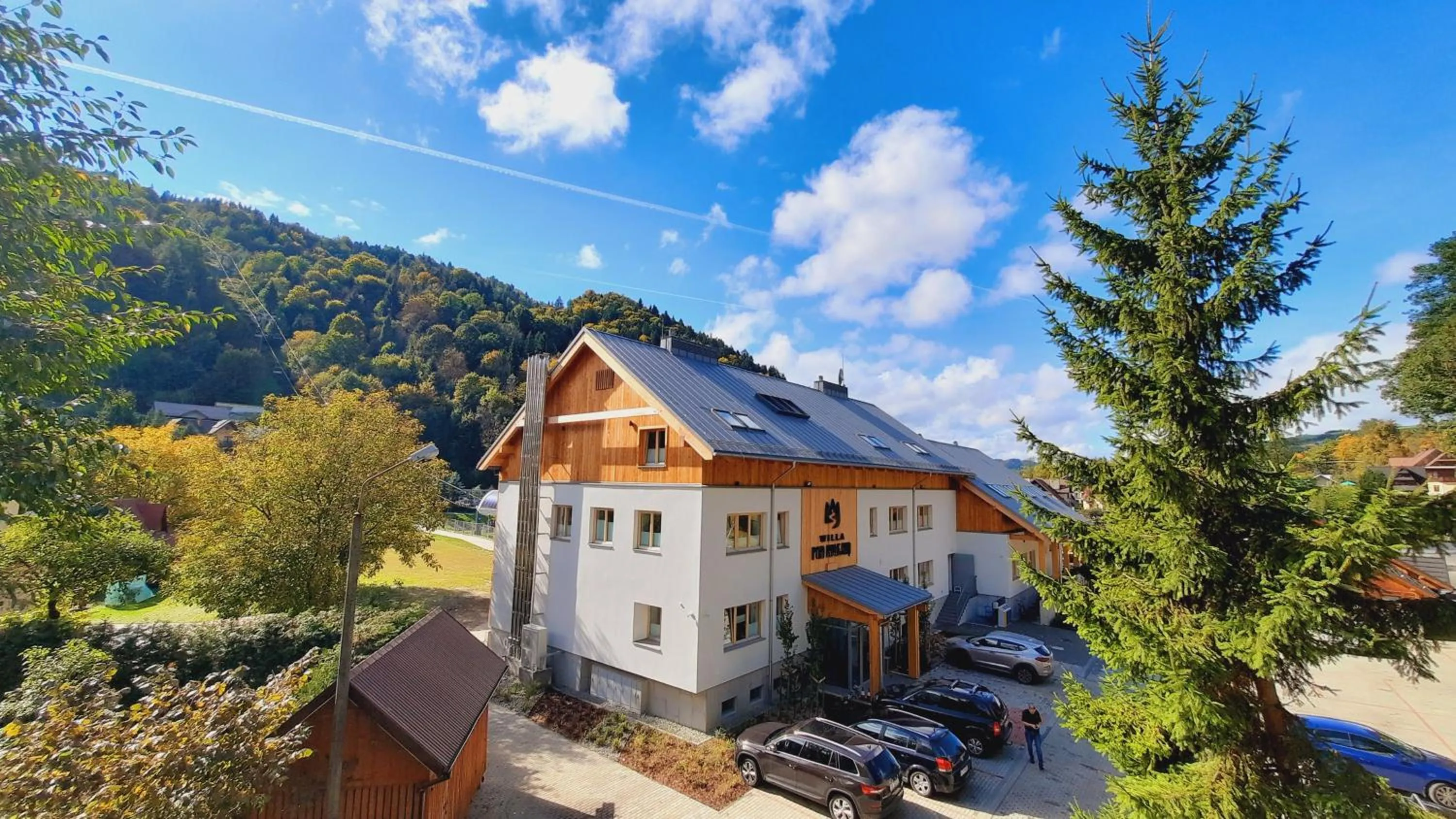 Property building in Willa Pod Kolejką