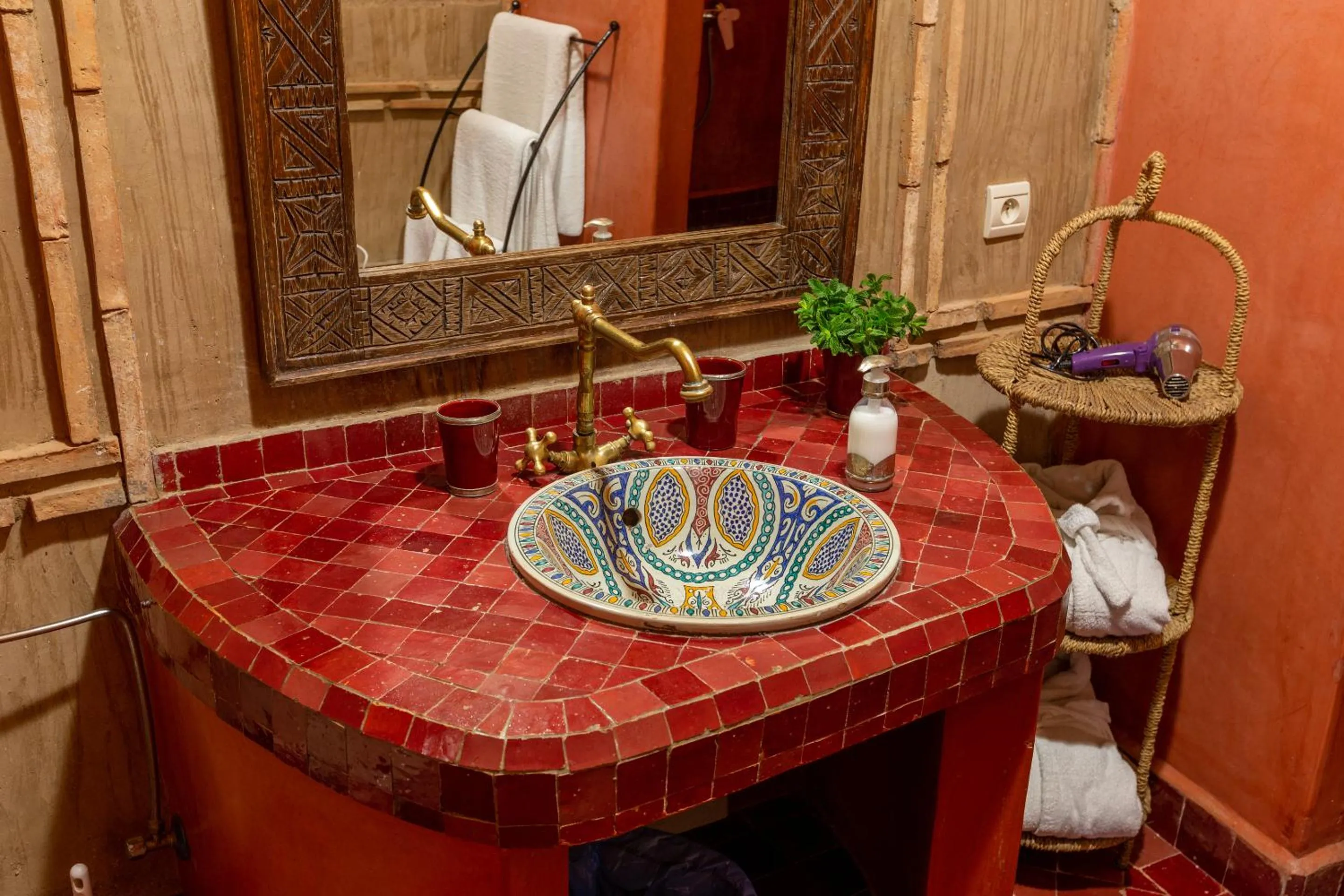 Bathroom in Les Sources berbères Riad & Spa