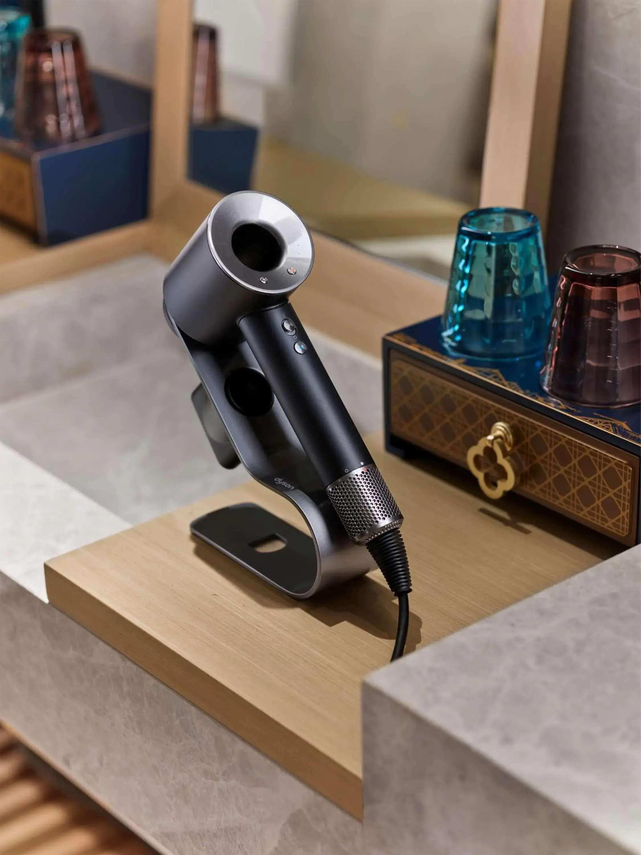 Deluxe King Suite with Lake View and Balcony in Hilton Shanghai Songjiang Guangfulin Deluxe King Suite with Lake View and Balcony in Hilton Shanghai Songjiang Guangfulin