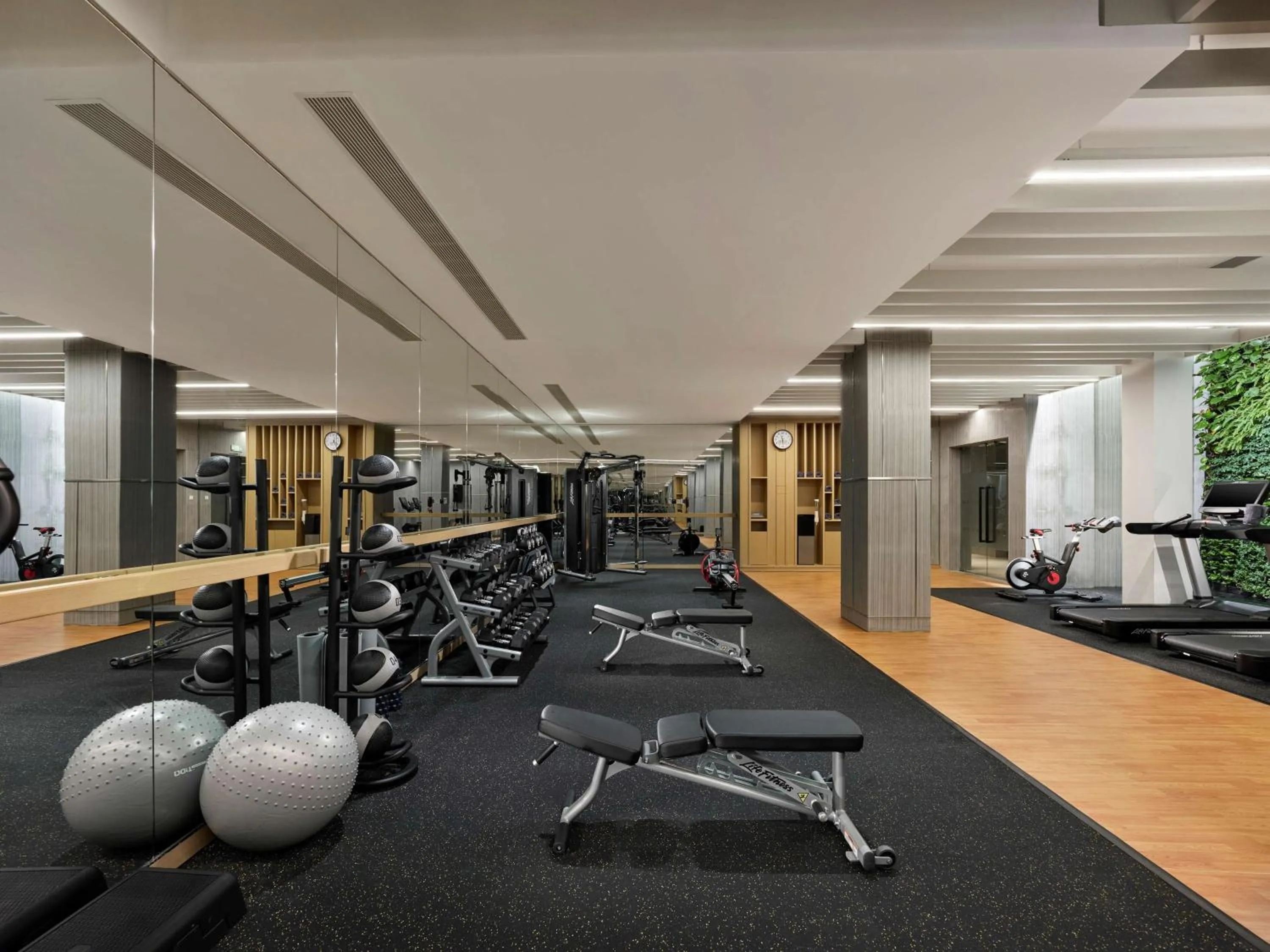 Fitness centre/facilities in Hilton Shanghai Songjiang Guangfulin
