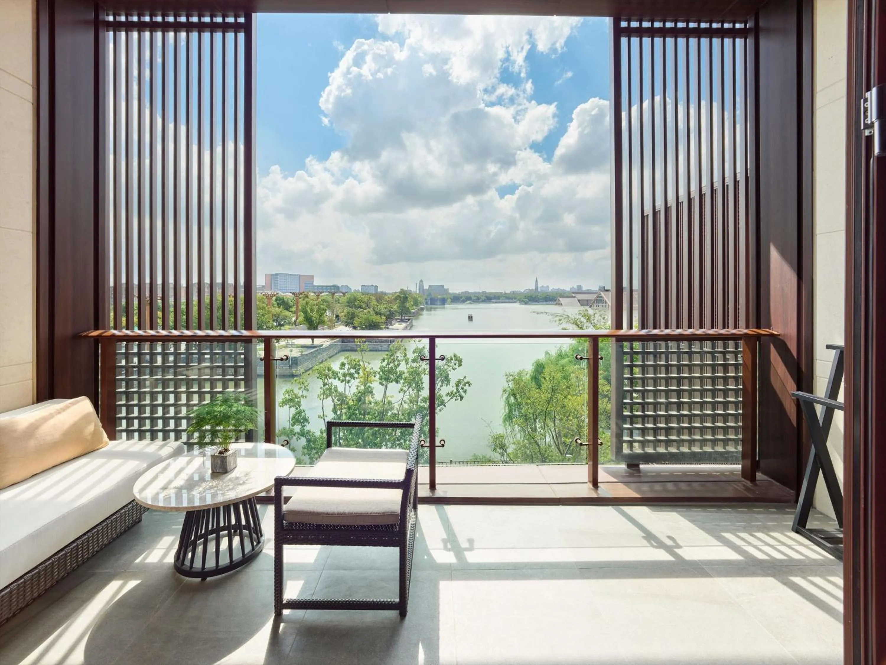 Living room in Hilton Shanghai Songjiang Guangfulin