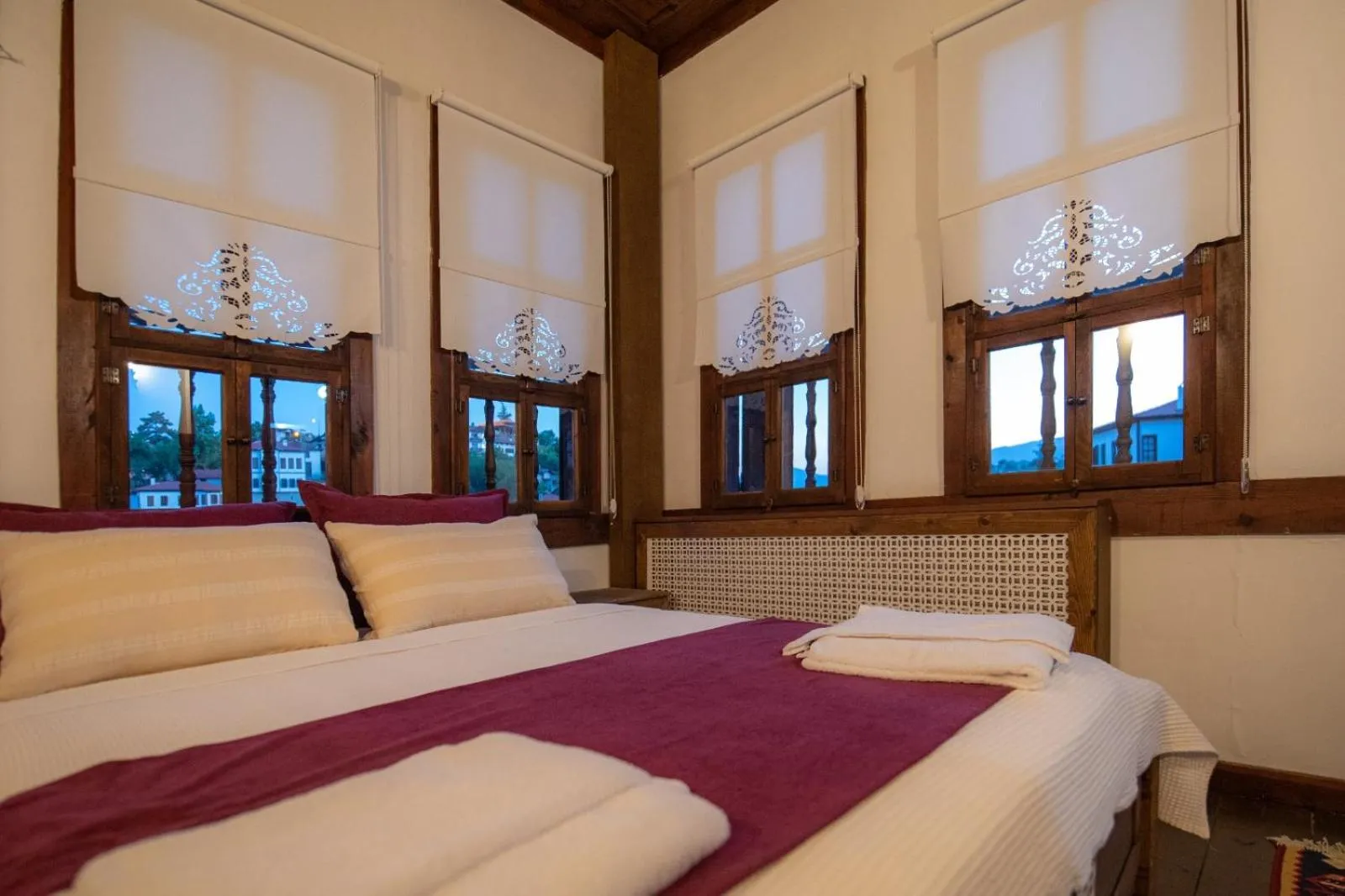 Bed in KÜRKÇÜ KONAK