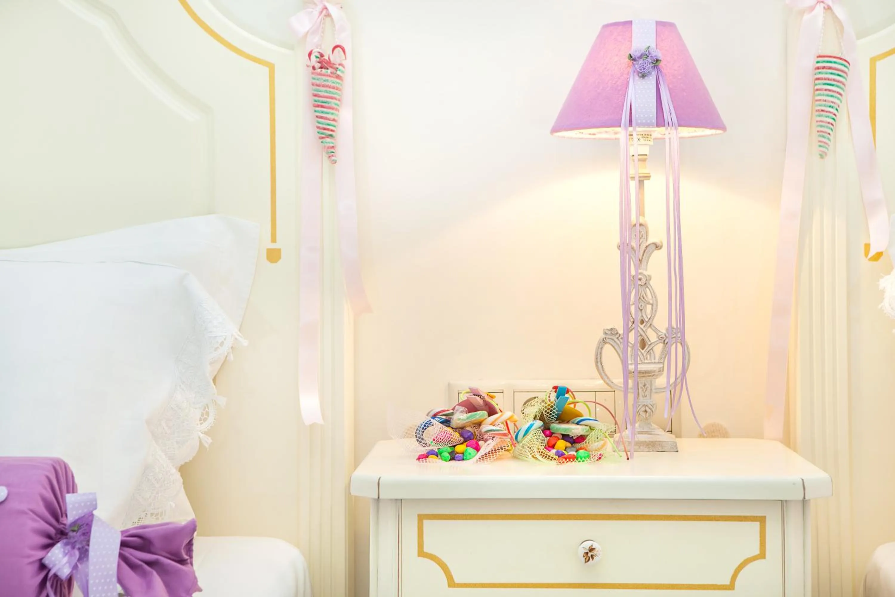 Decorative detail, Bed in Archontiko Kymis Boutique Hotel