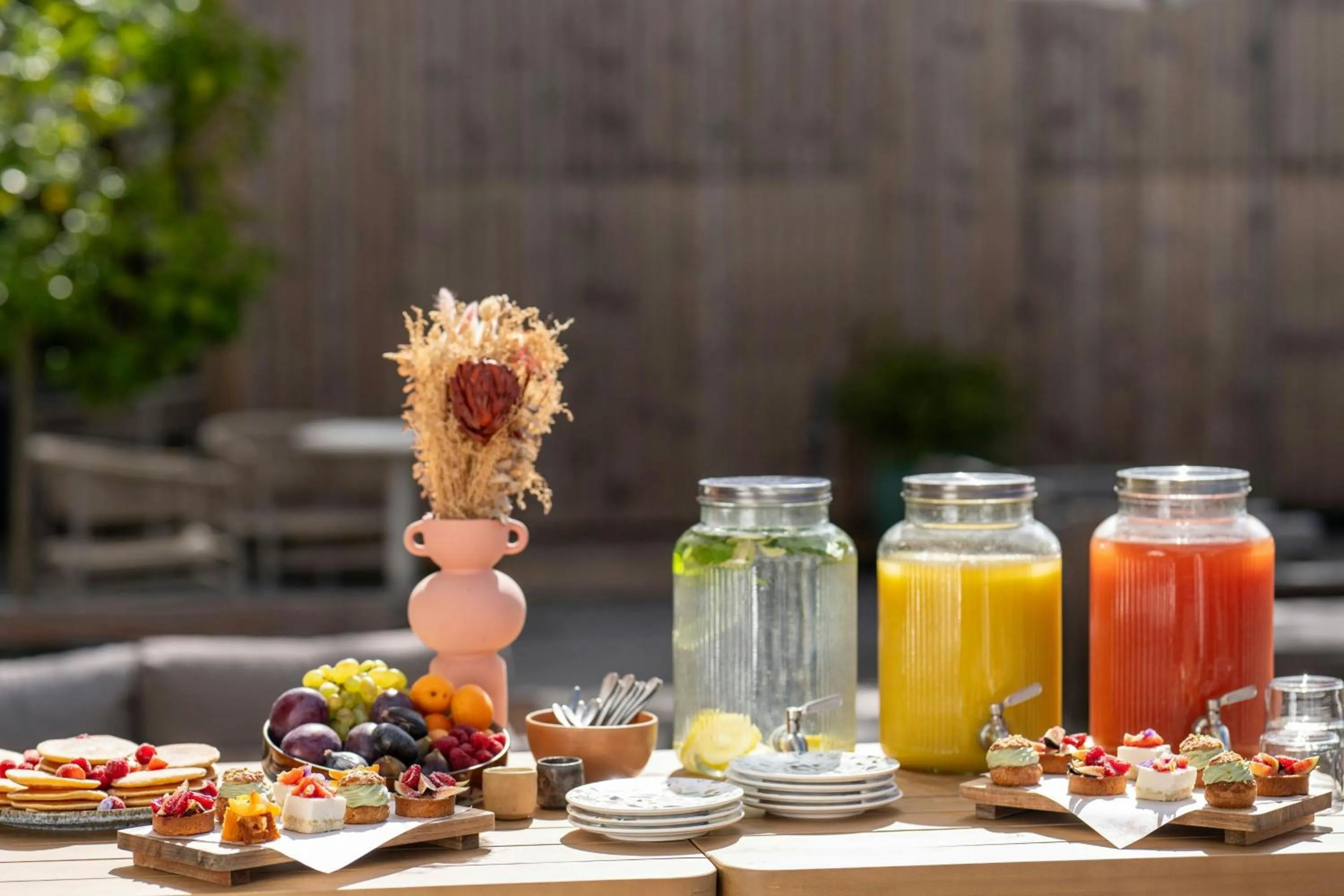 Meeting/conference room in Renaissance Bordeaux Hotel