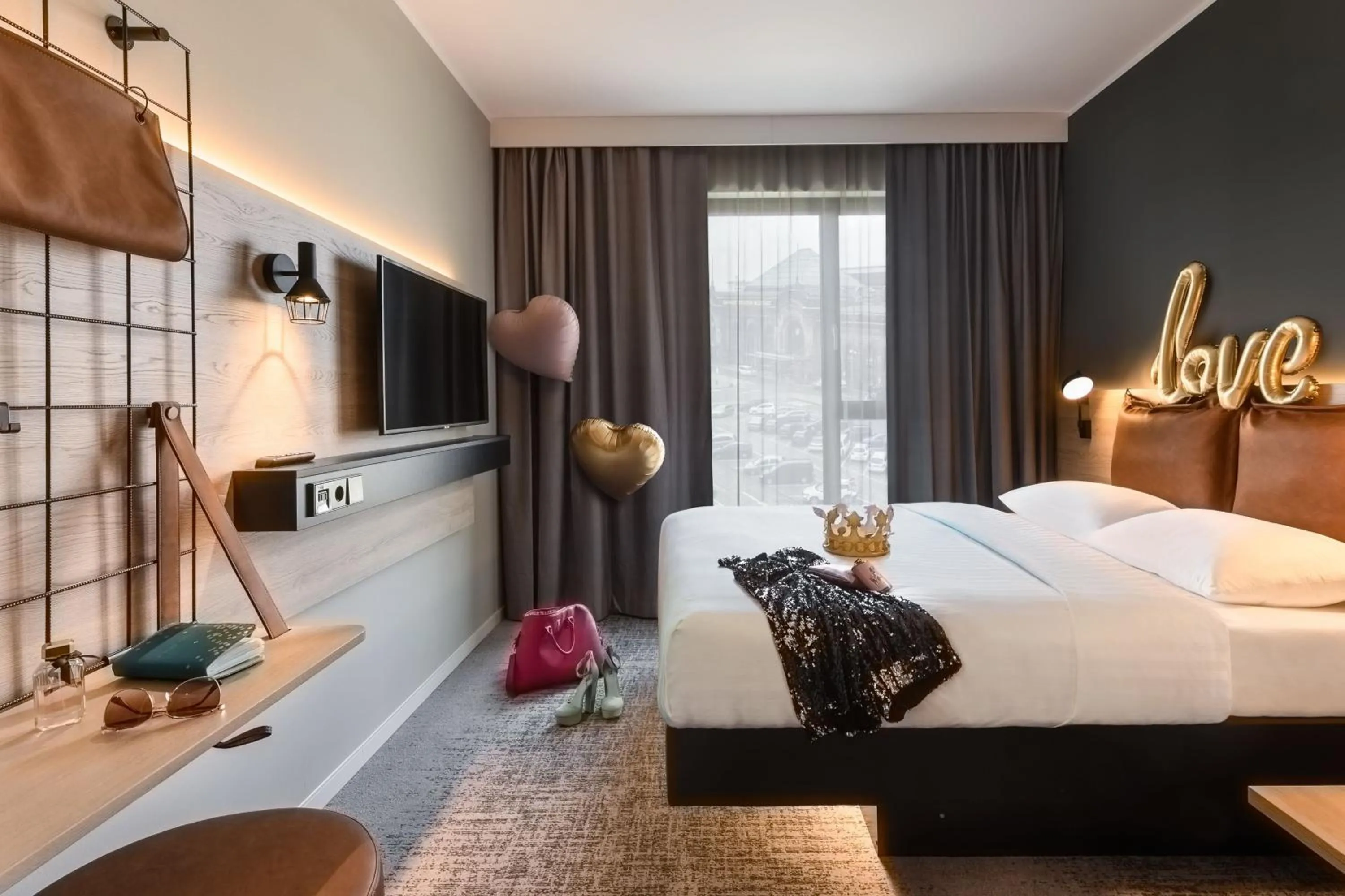 Photo of the whole room, Bed in Moxy Dresden Neustadt