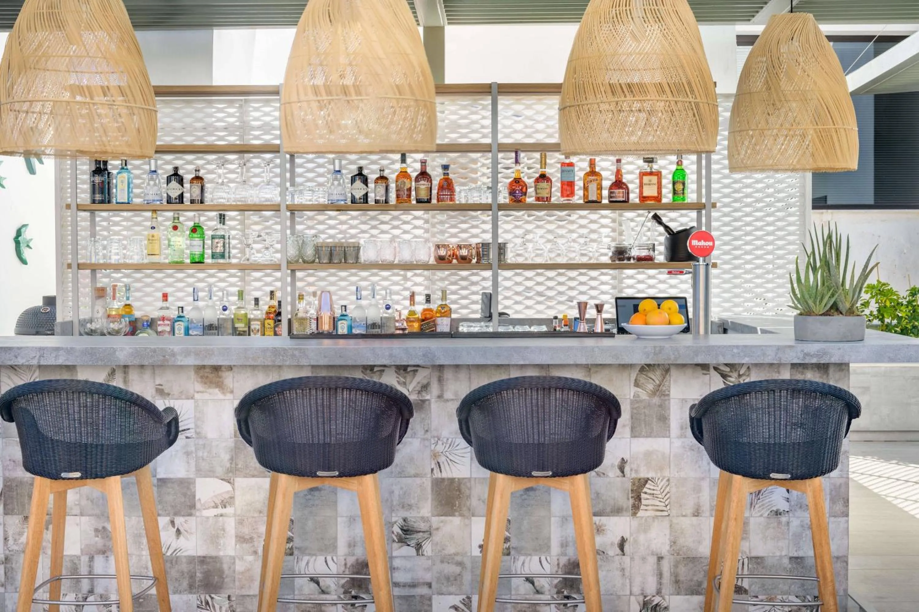 Lounge or bar in AC Hotel by Marriott Tenerife