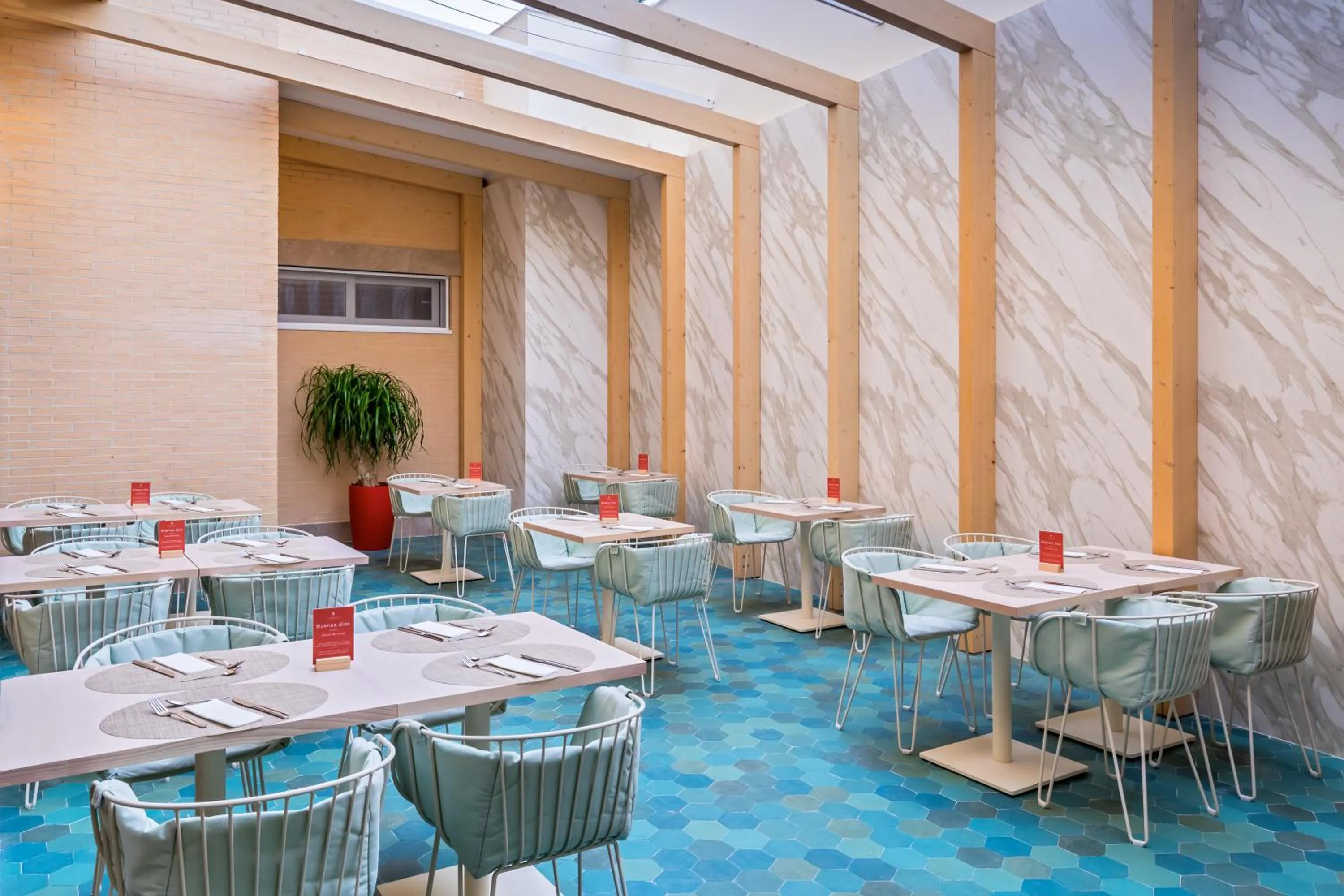 Restaurant/places to eat in Barceló La Nucía Palms