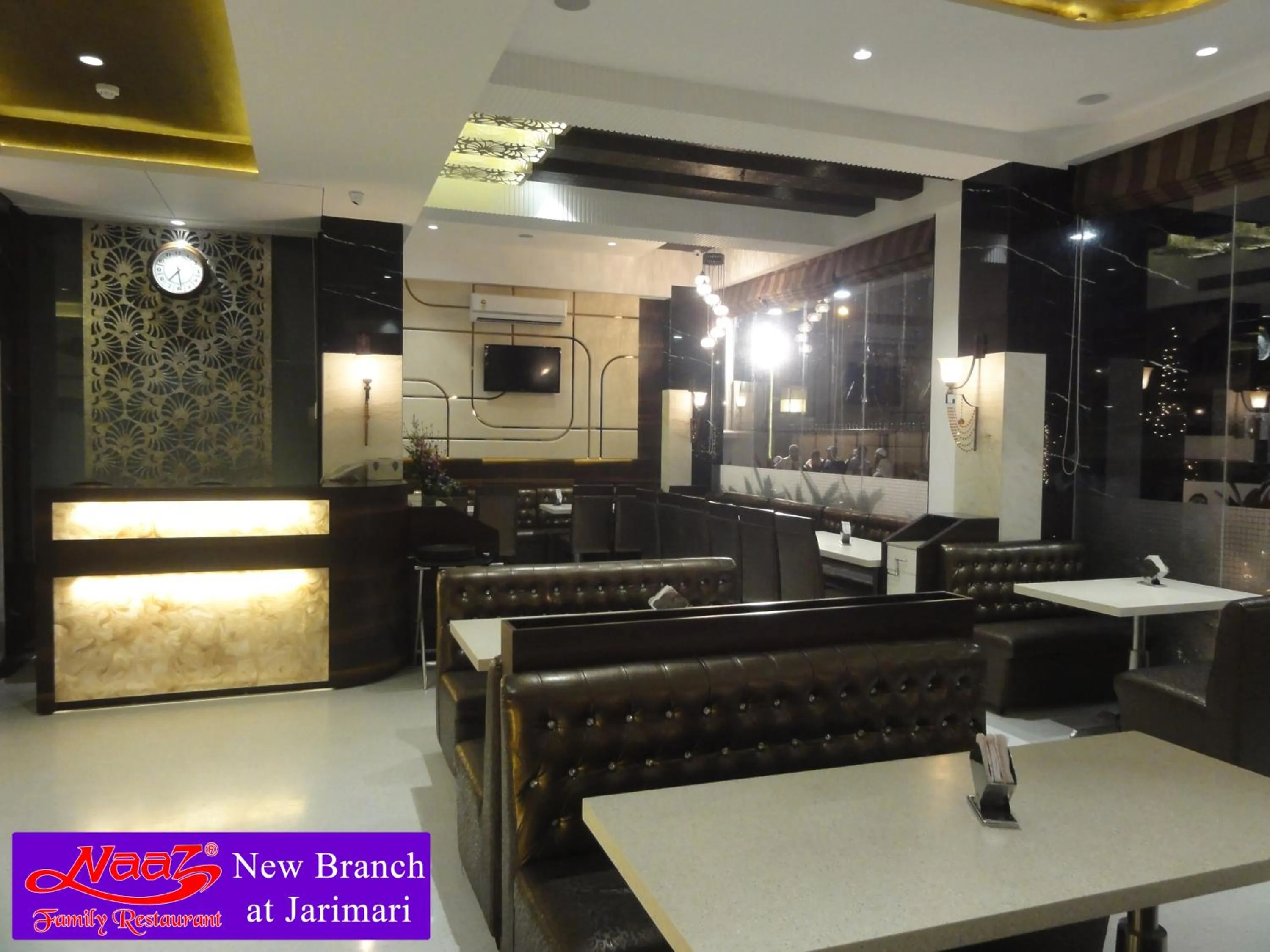 Restaurant/places to eat in Hotel Naaz Executive