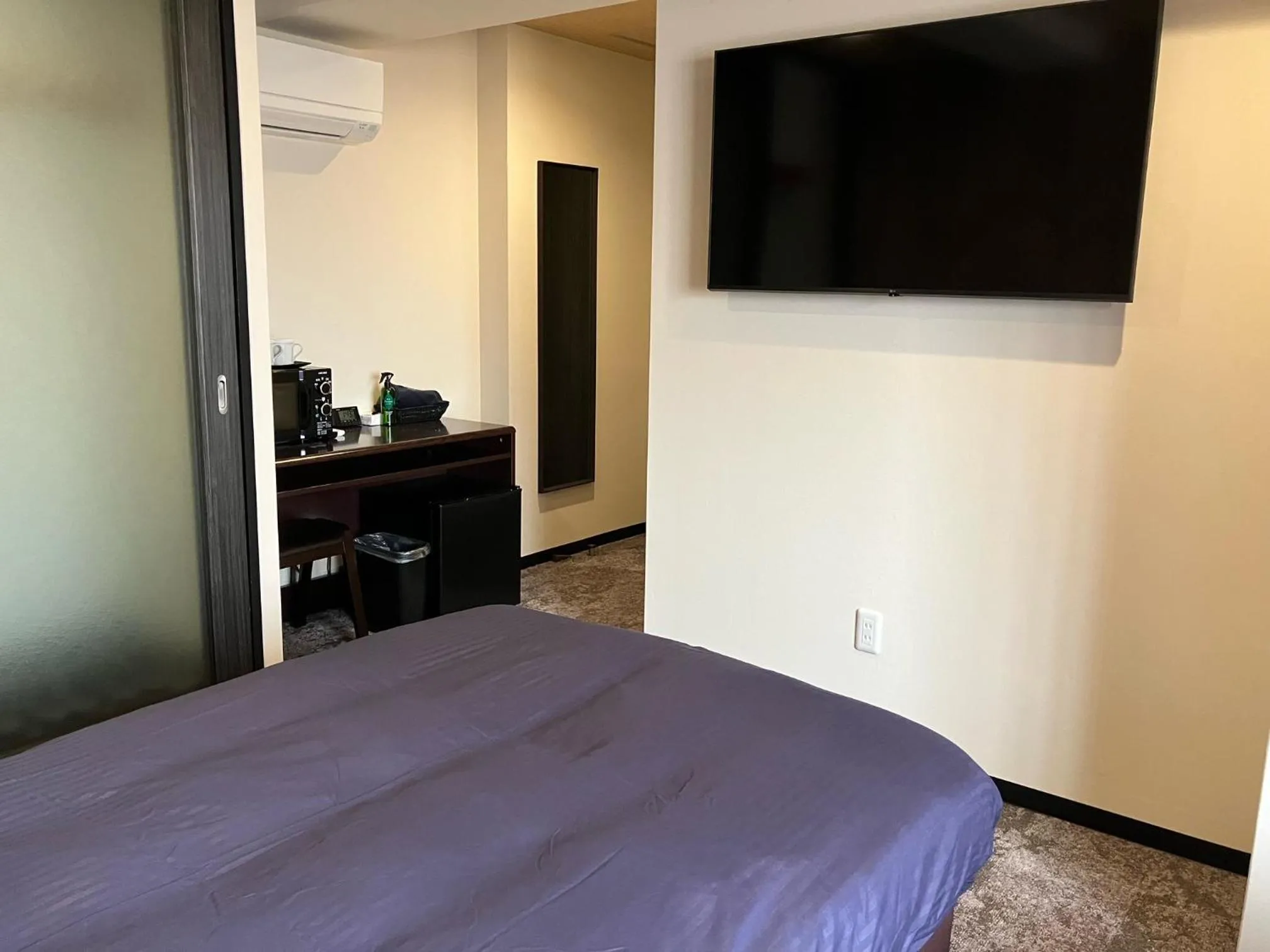 Bed in Hotel Livemax BUDGET Umeda