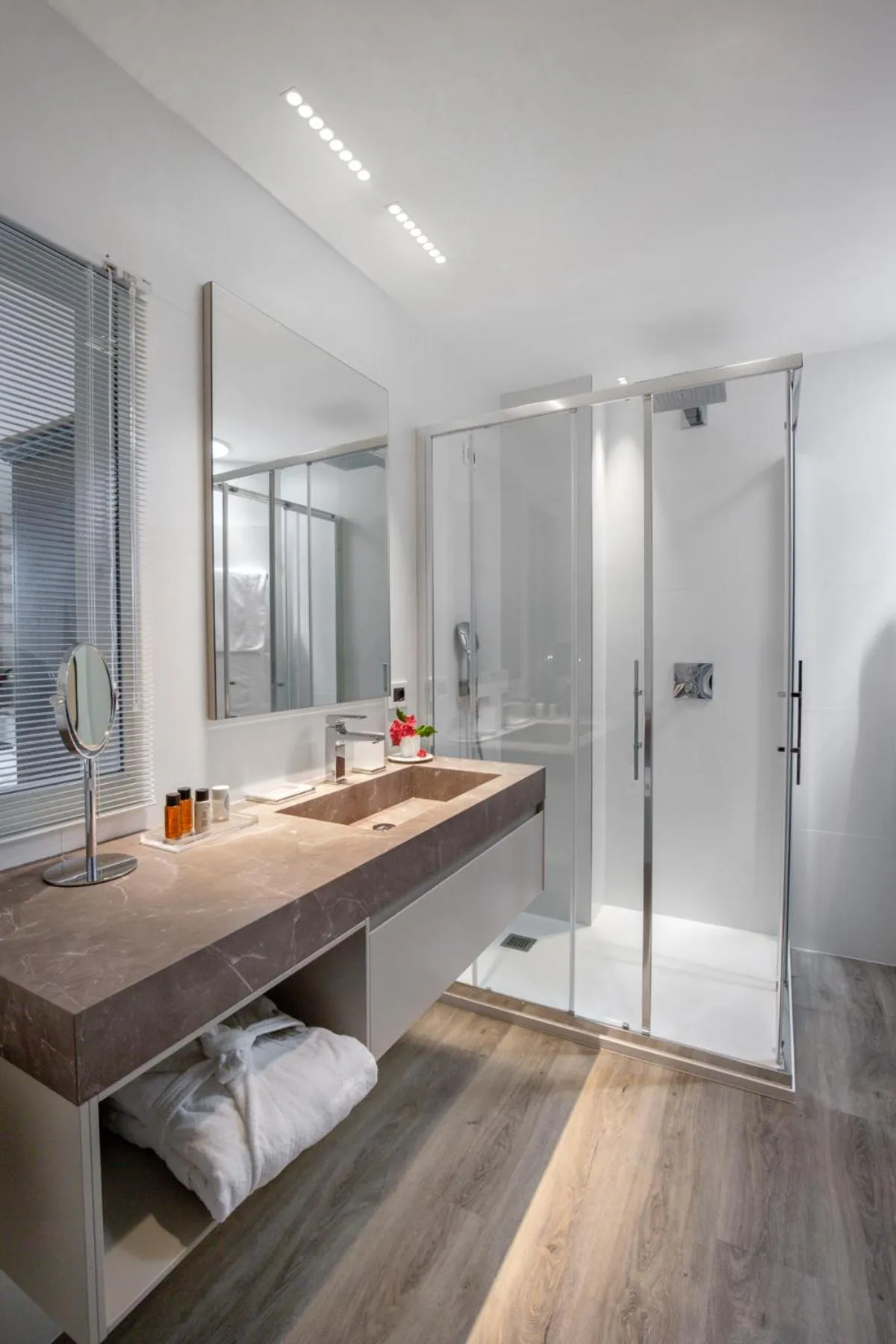 Shower in Park Hotel Villa Belvedere