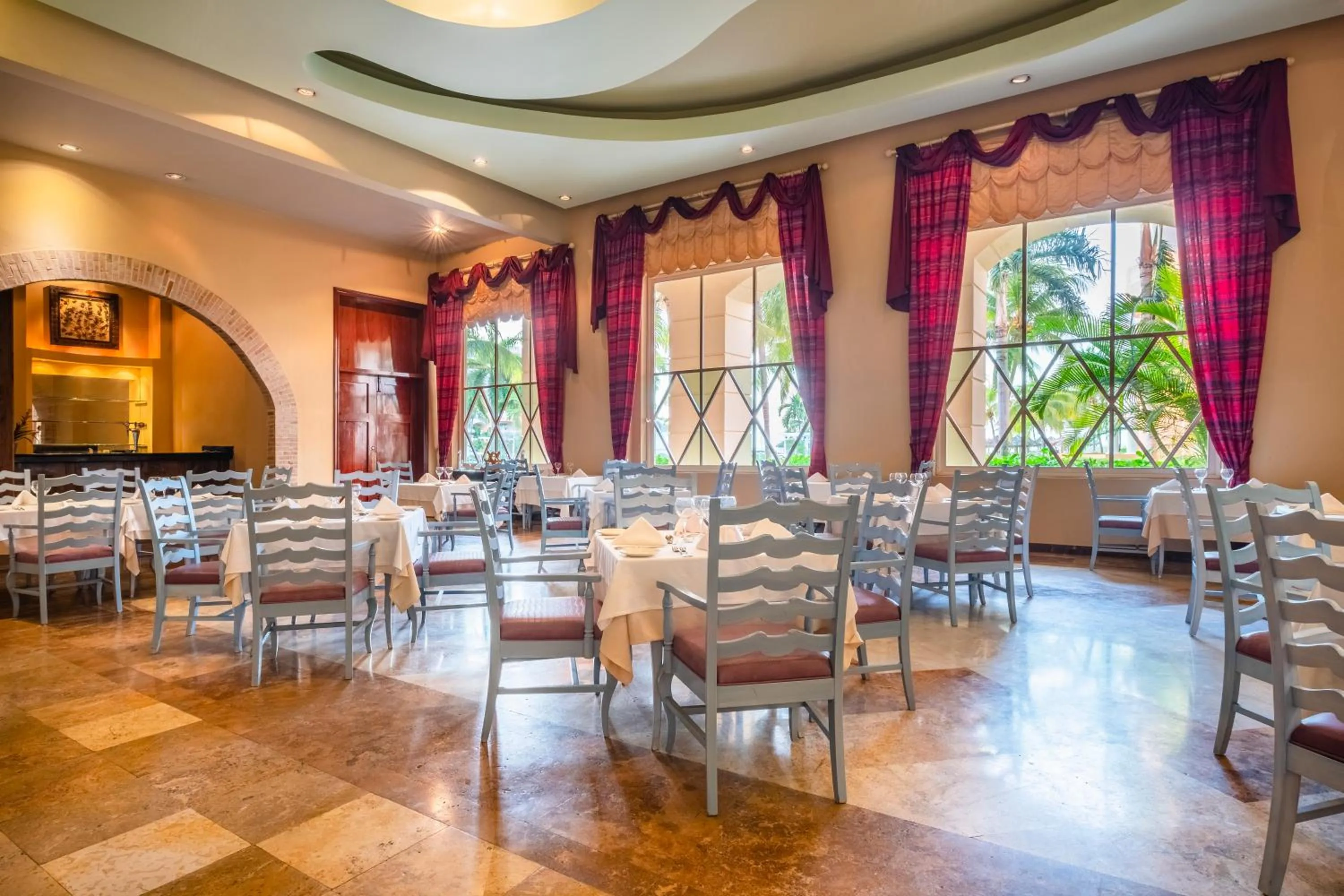 Restaurant/places to eat in Iberostar Selection Rose Hall Suites - All Inclusive