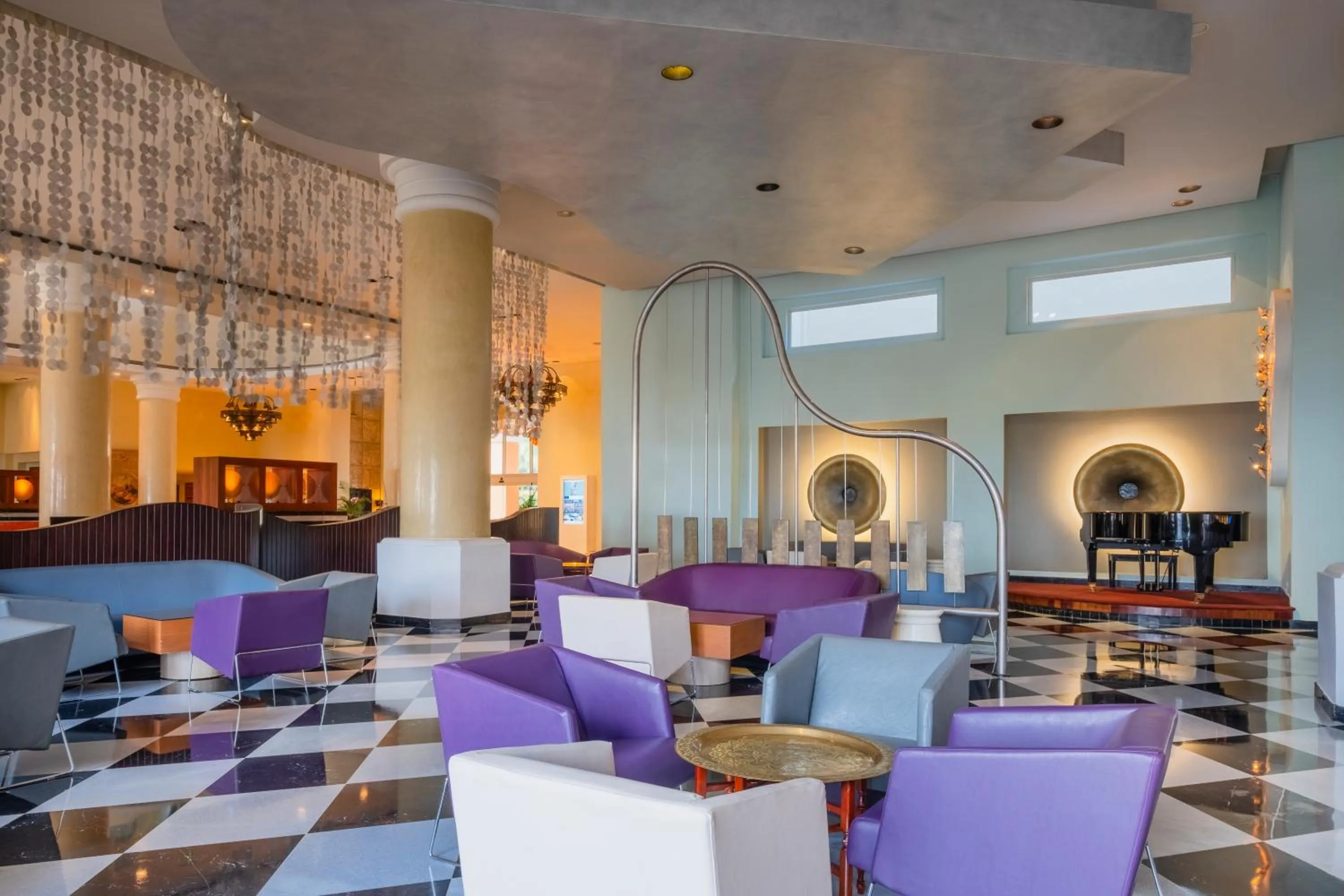 Lounge or bar in Iberostar Selection Rose Hall Suites - All Inclusive