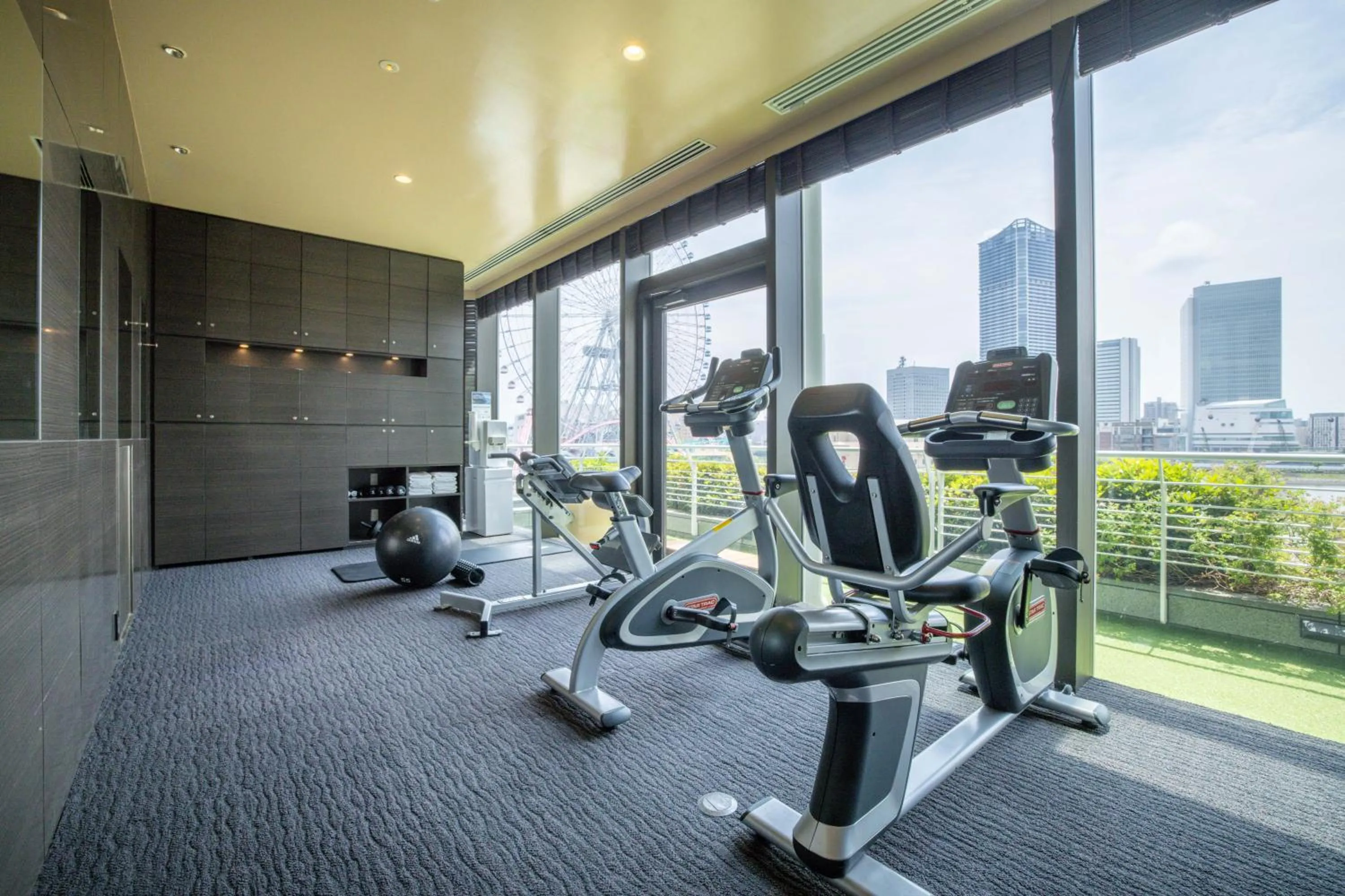 Fitness centre/facilities in The Yokohama Bay Hotel Tokyu
