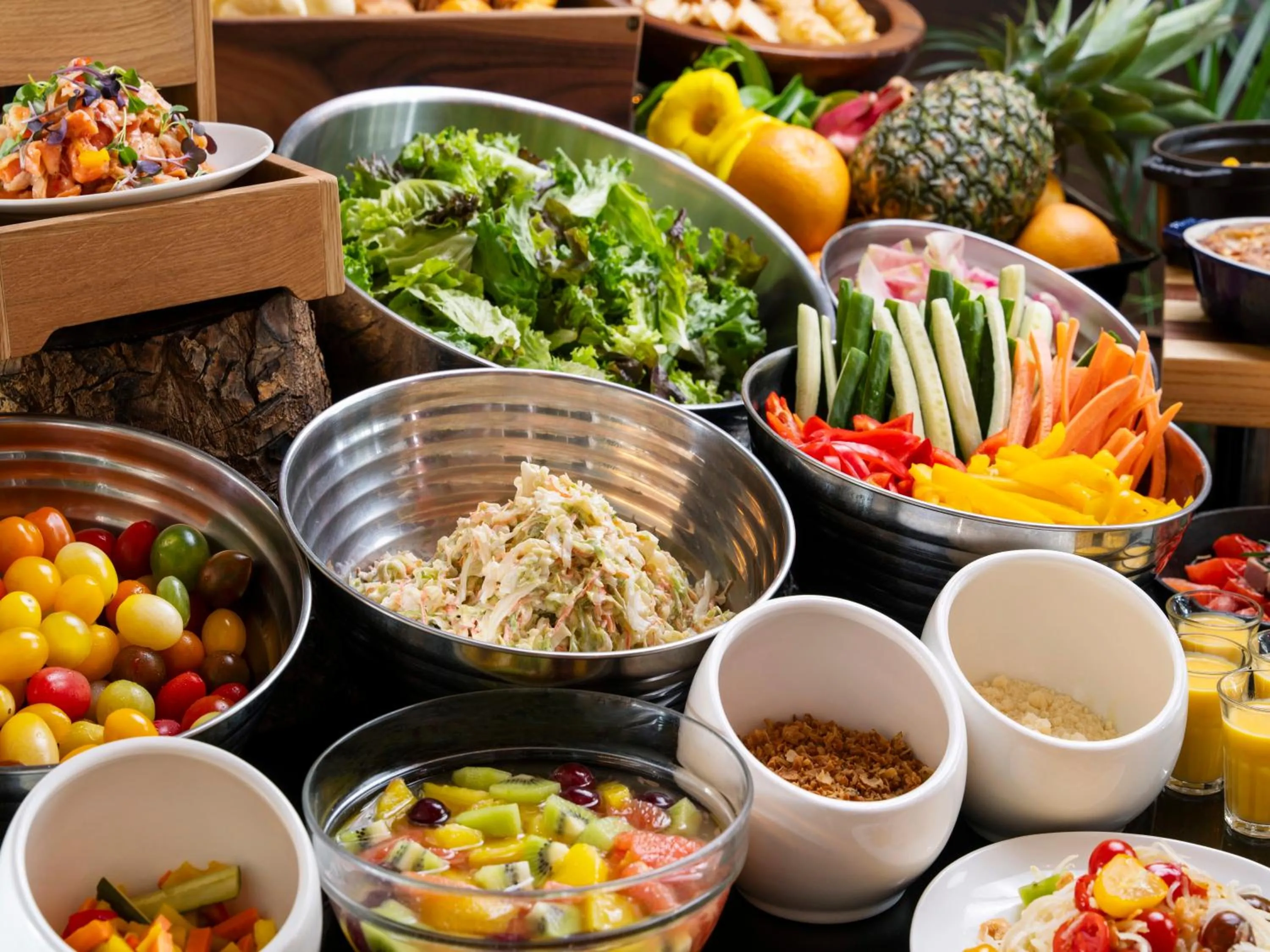 Food in FUSAKI BEACH RESORT HOTEL & VILLAS