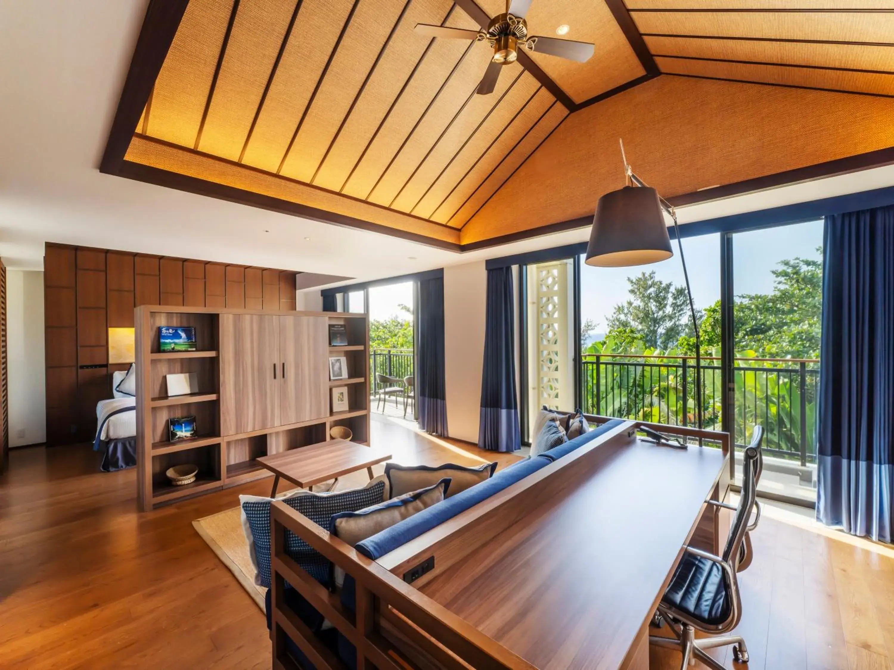 Suite in FUSAKI BEACH RESORT HOTEL & VILLAS Suite in FUSAKI BEACH RESORT HOTEL & VILLAS