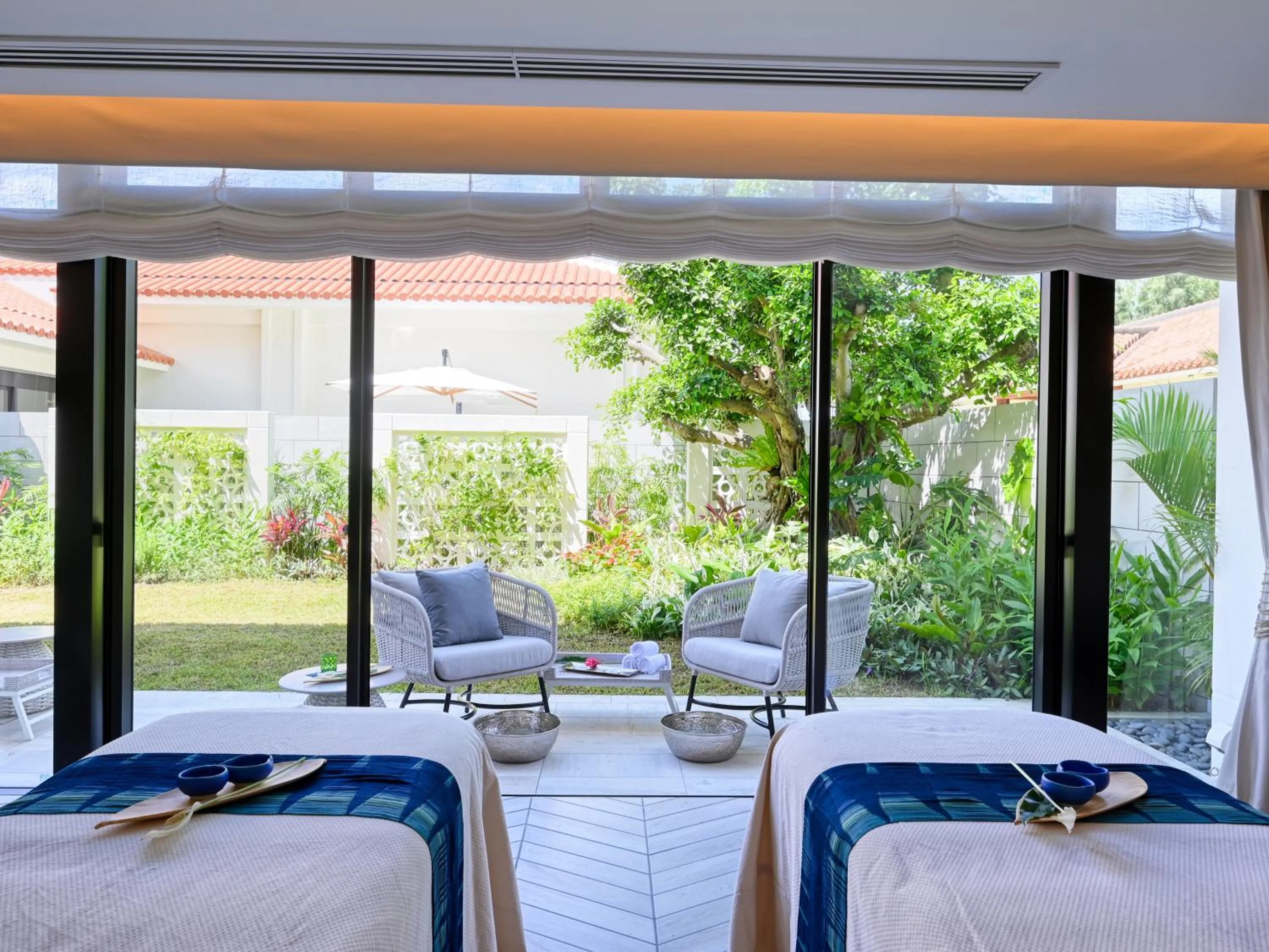 Spa and wellness centre/facilities, Bed in FUSAKI BEACH RESORT HOTEL & VILLAS