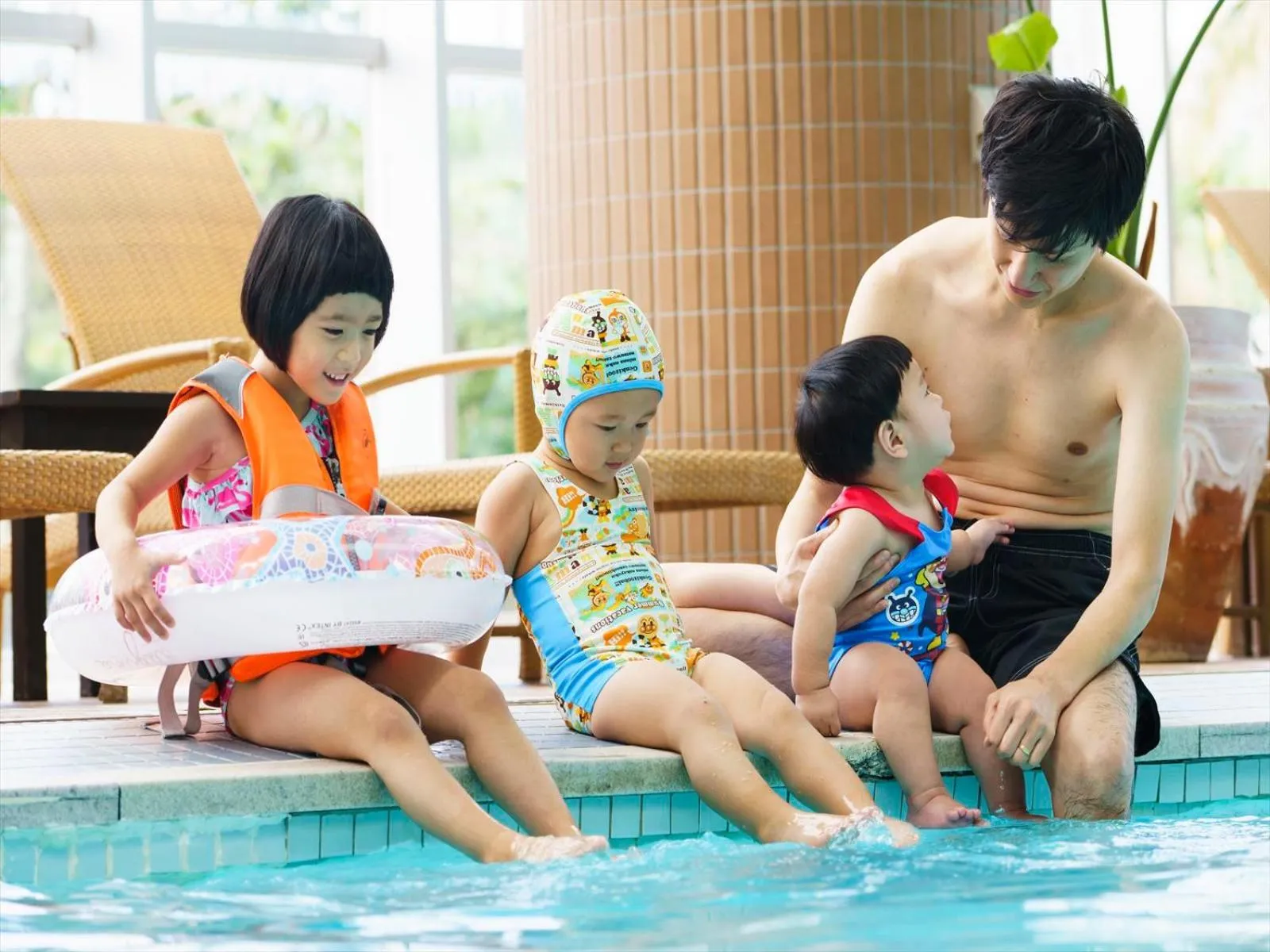 Swimming pool in Laguna Garden Hotel