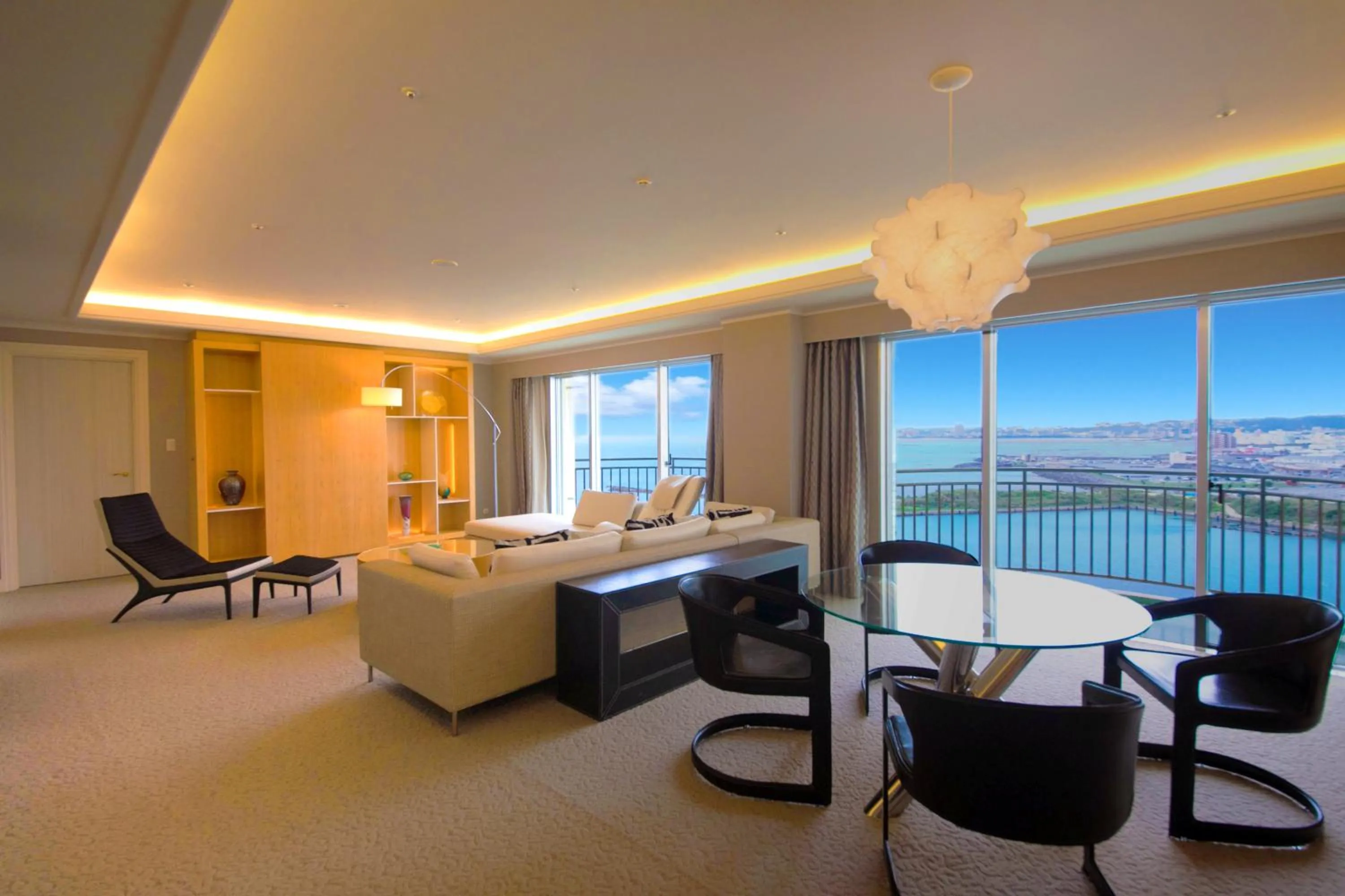 Photo of the whole room in Laguna Garden Hotel