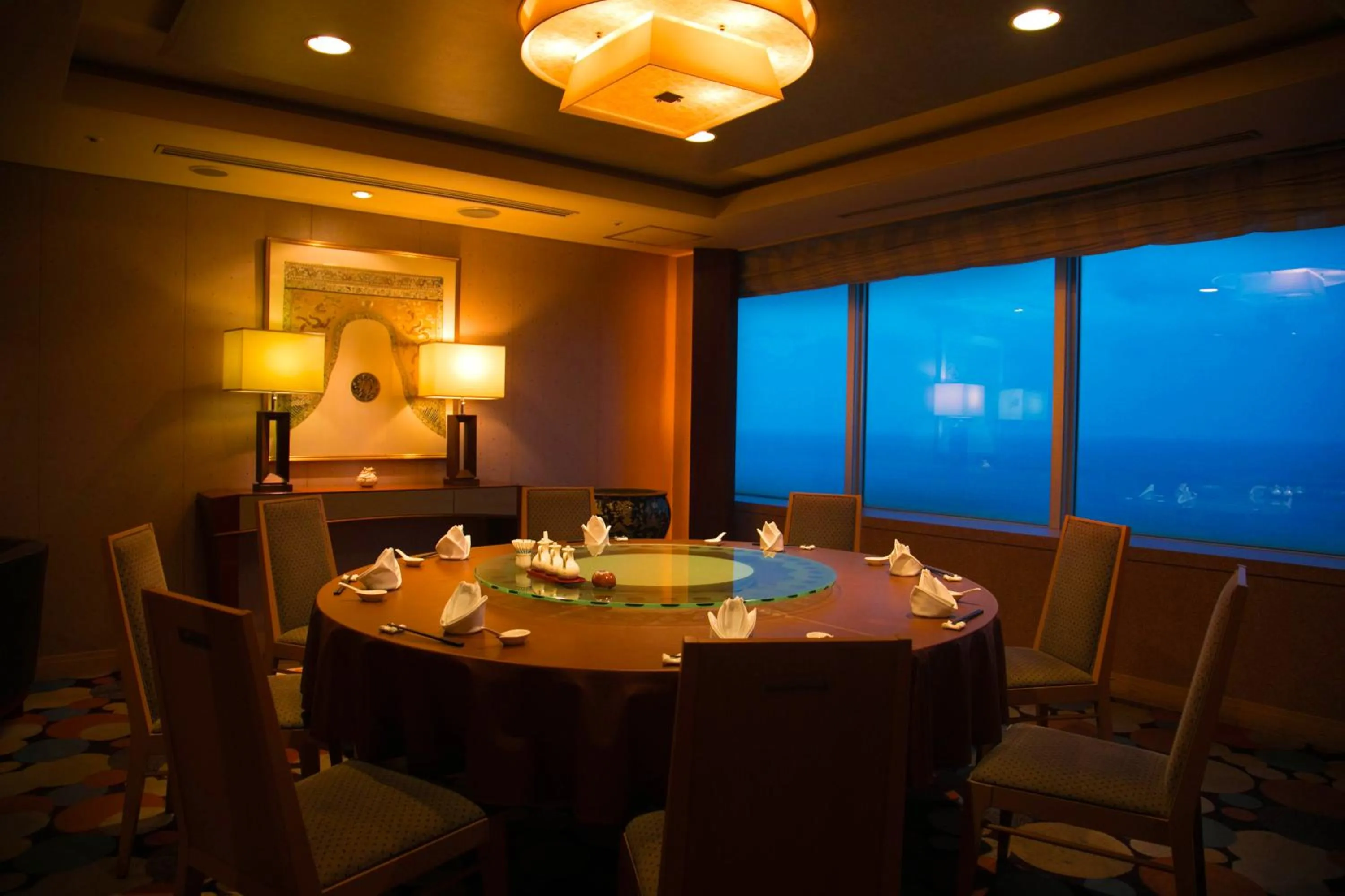 Restaurant/places to eat in Laguna Garden Hotel