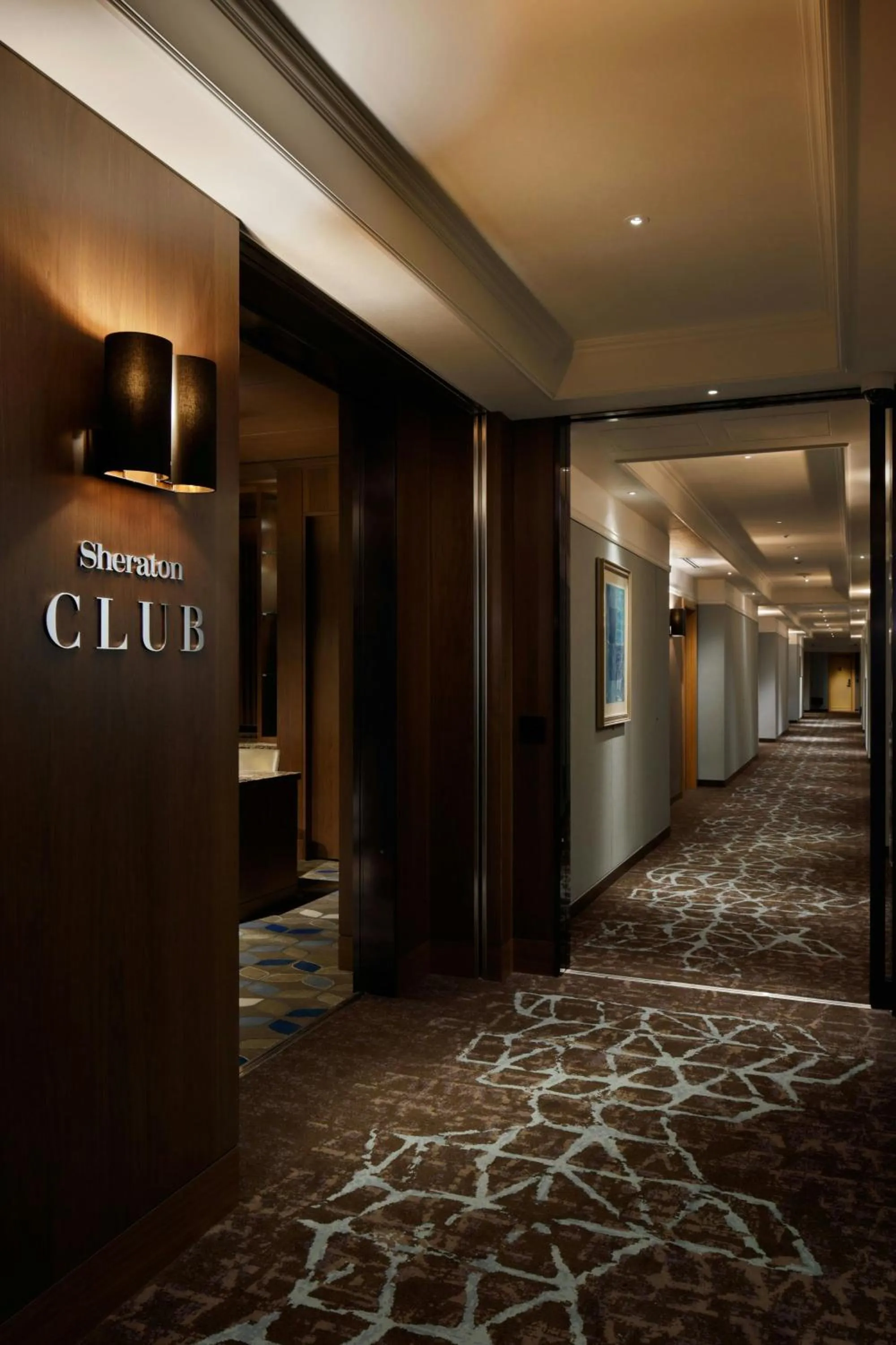 Lounge or bar in Yokohama Bay Sheraton Hotel and Towers