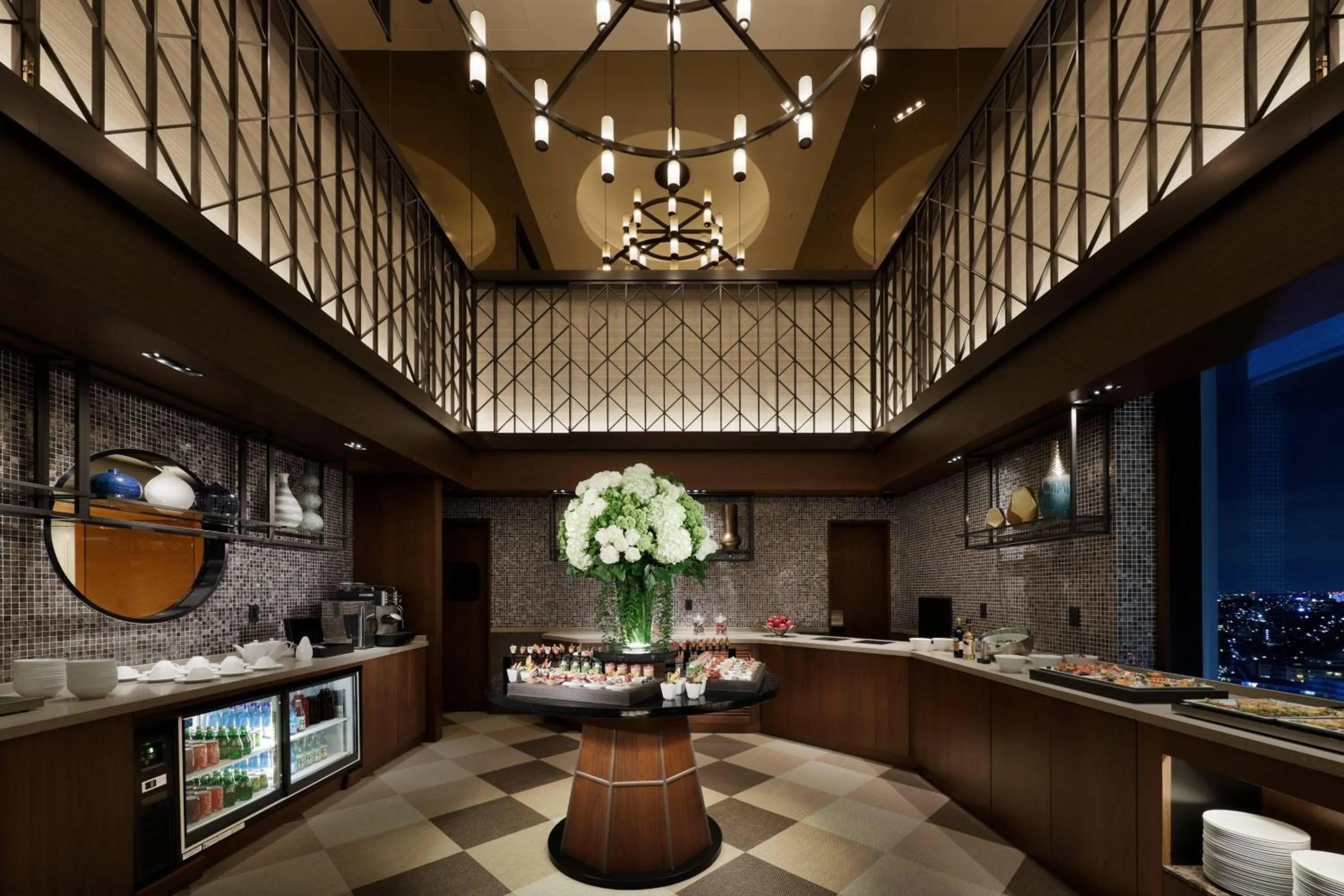 Lounge or bar in Yokohama Bay Sheraton Hotel and Towers