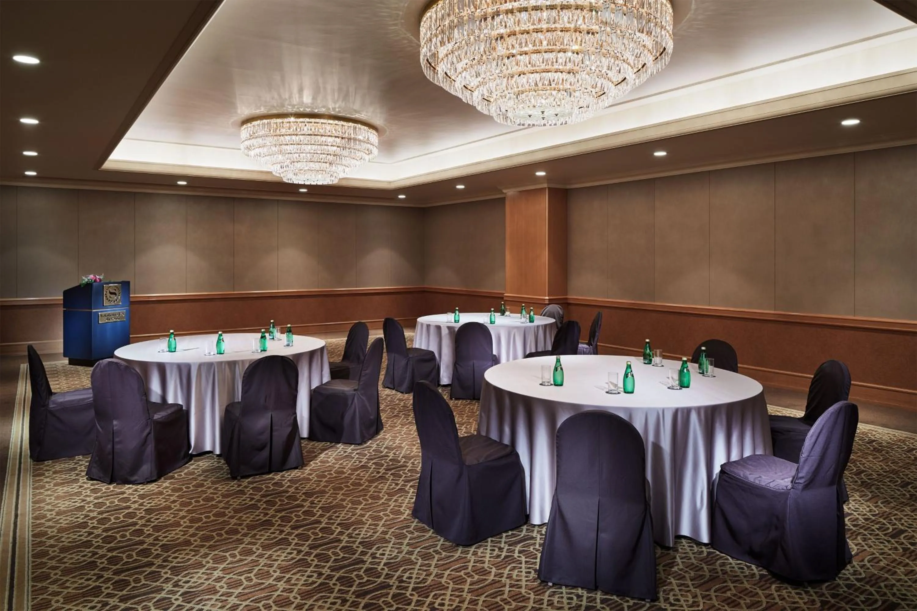 Meeting/conference room in Yokohama Bay Sheraton Hotel and Towers