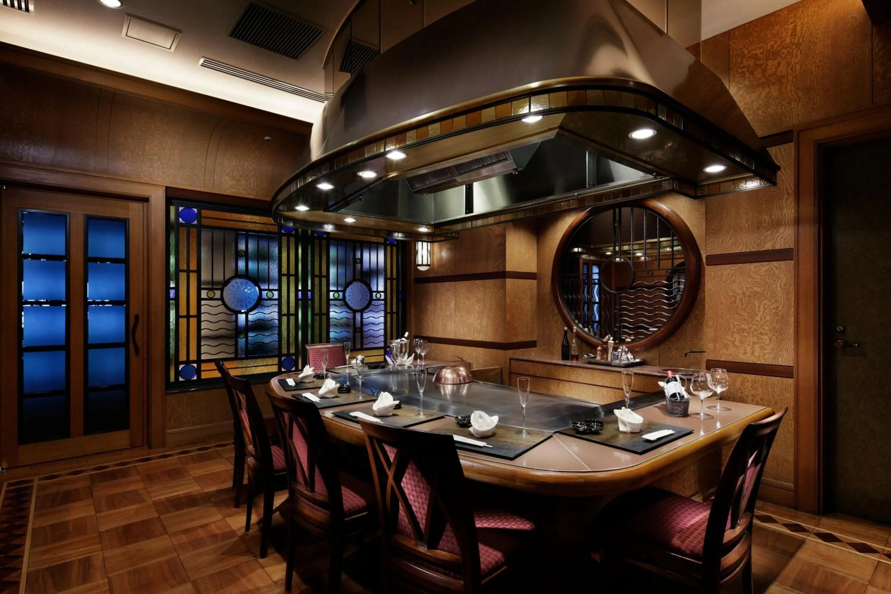 Restaurant/places to eat in Yokohama Bay Sheraton Hotel and Towers