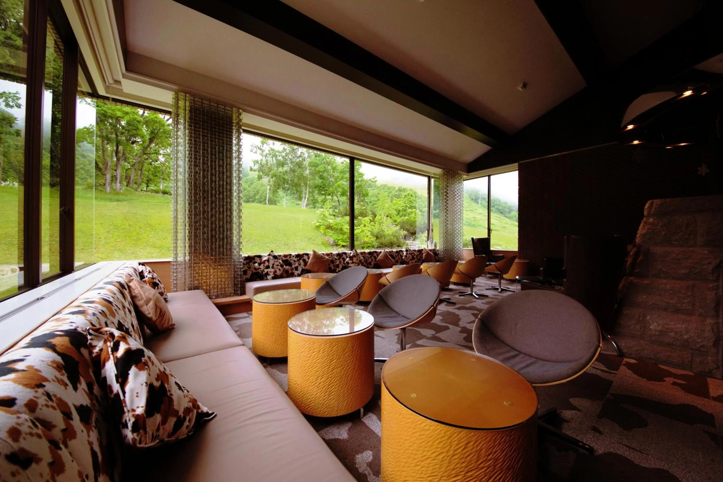 Lounge or bar in Niseko Northern Resort, An'nupuri