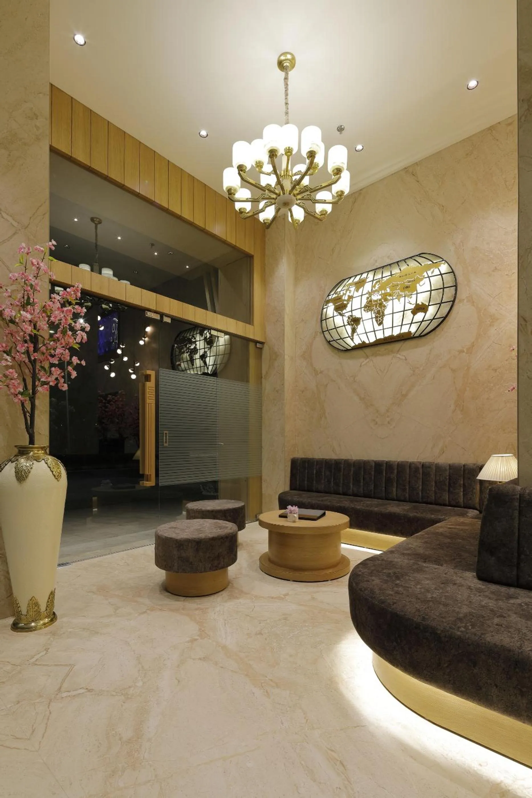Lobby or reception in Hotel Elysian Residency