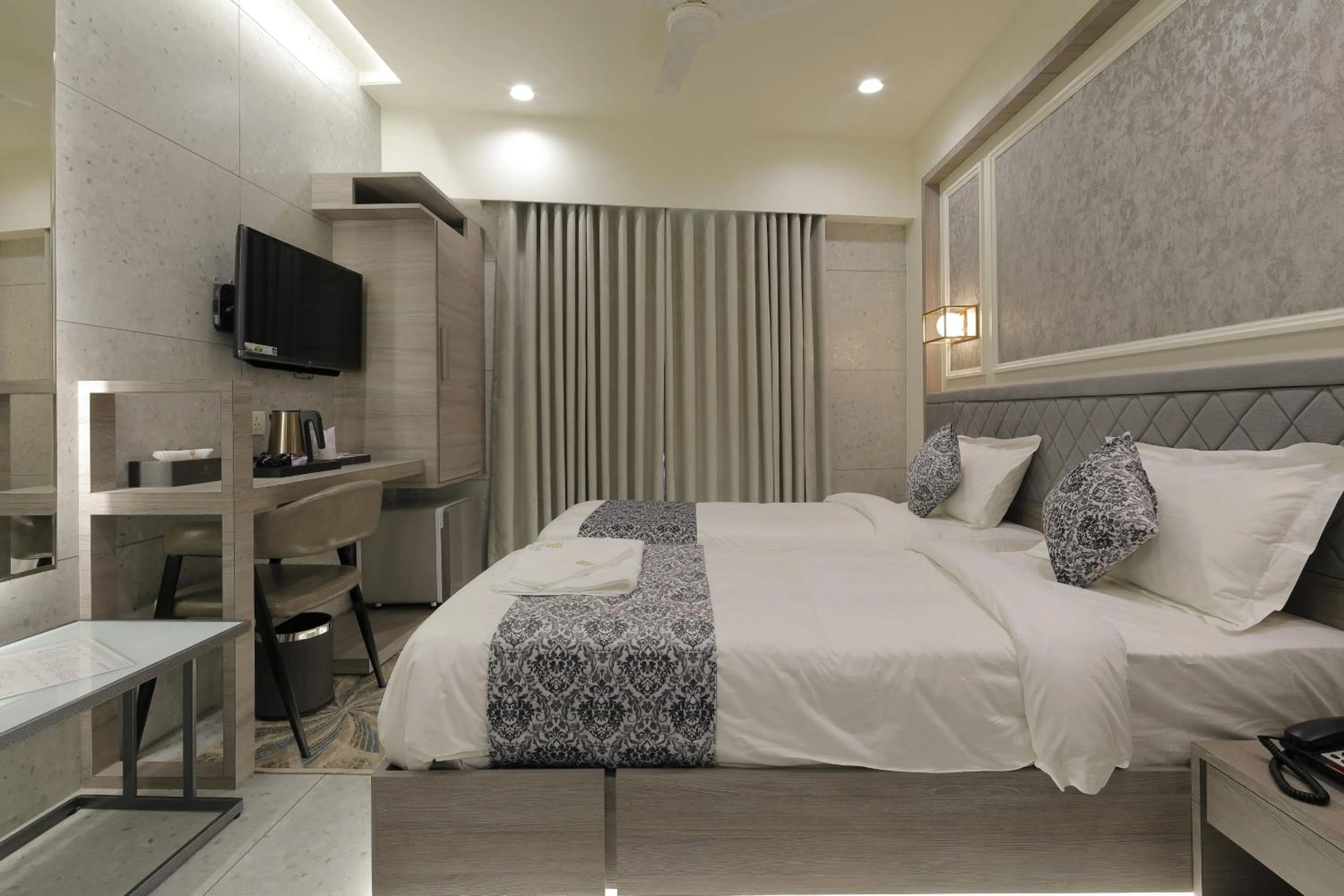 View (from property/room), Bed in Hotel Elysian Residency