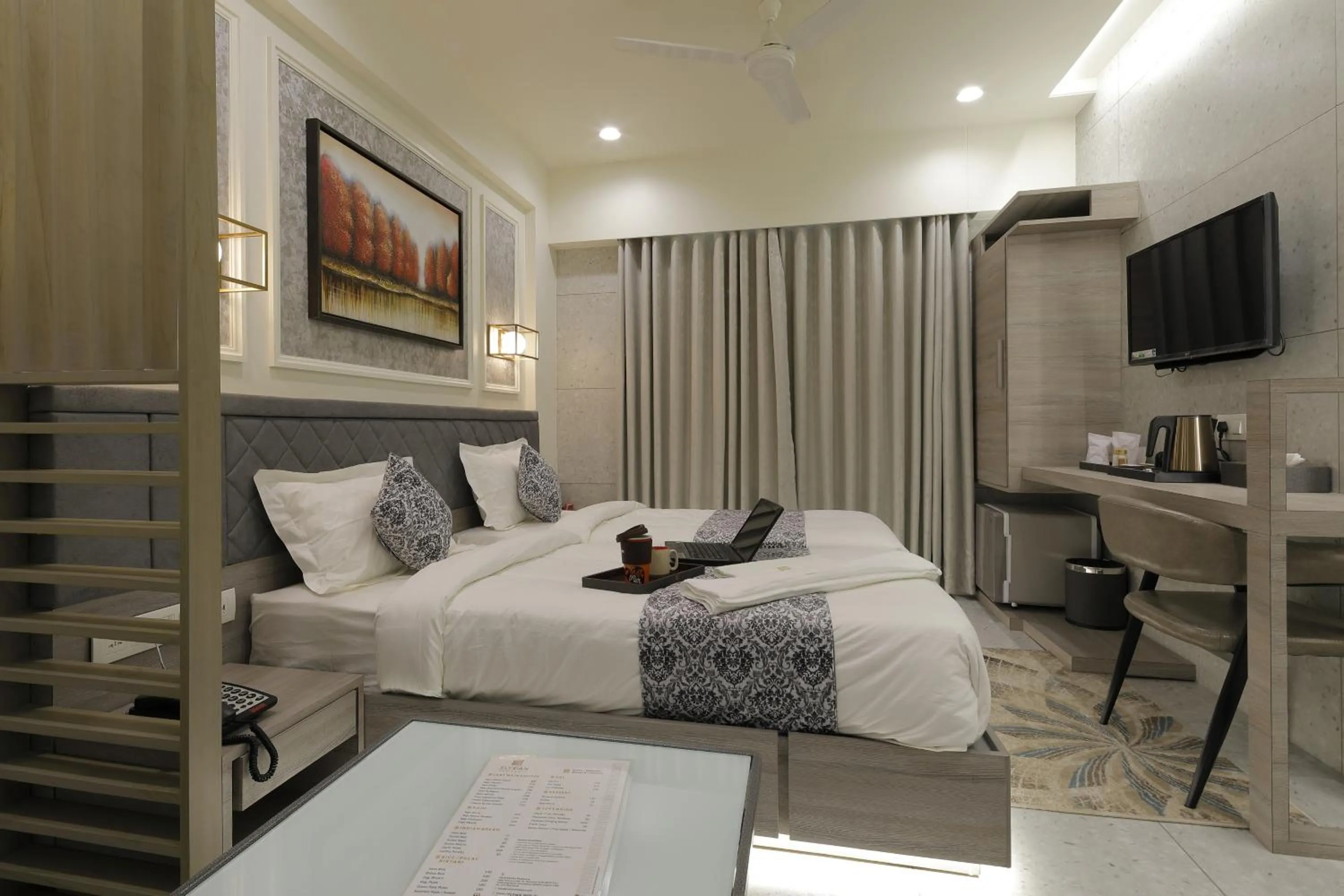Bedroom, Bed in Hotel Elysian Residency