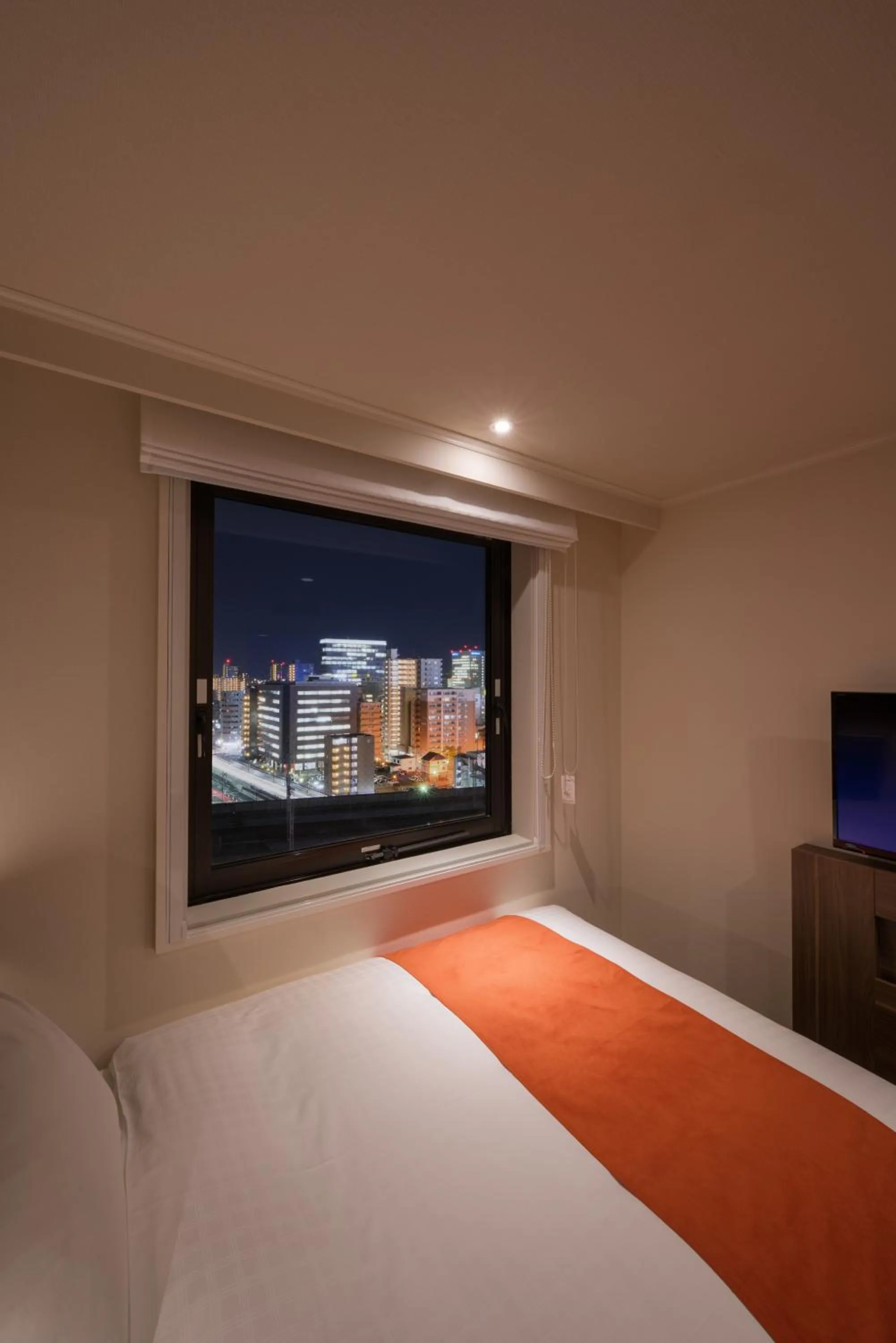 Bed in Hotel JAL City Sendai