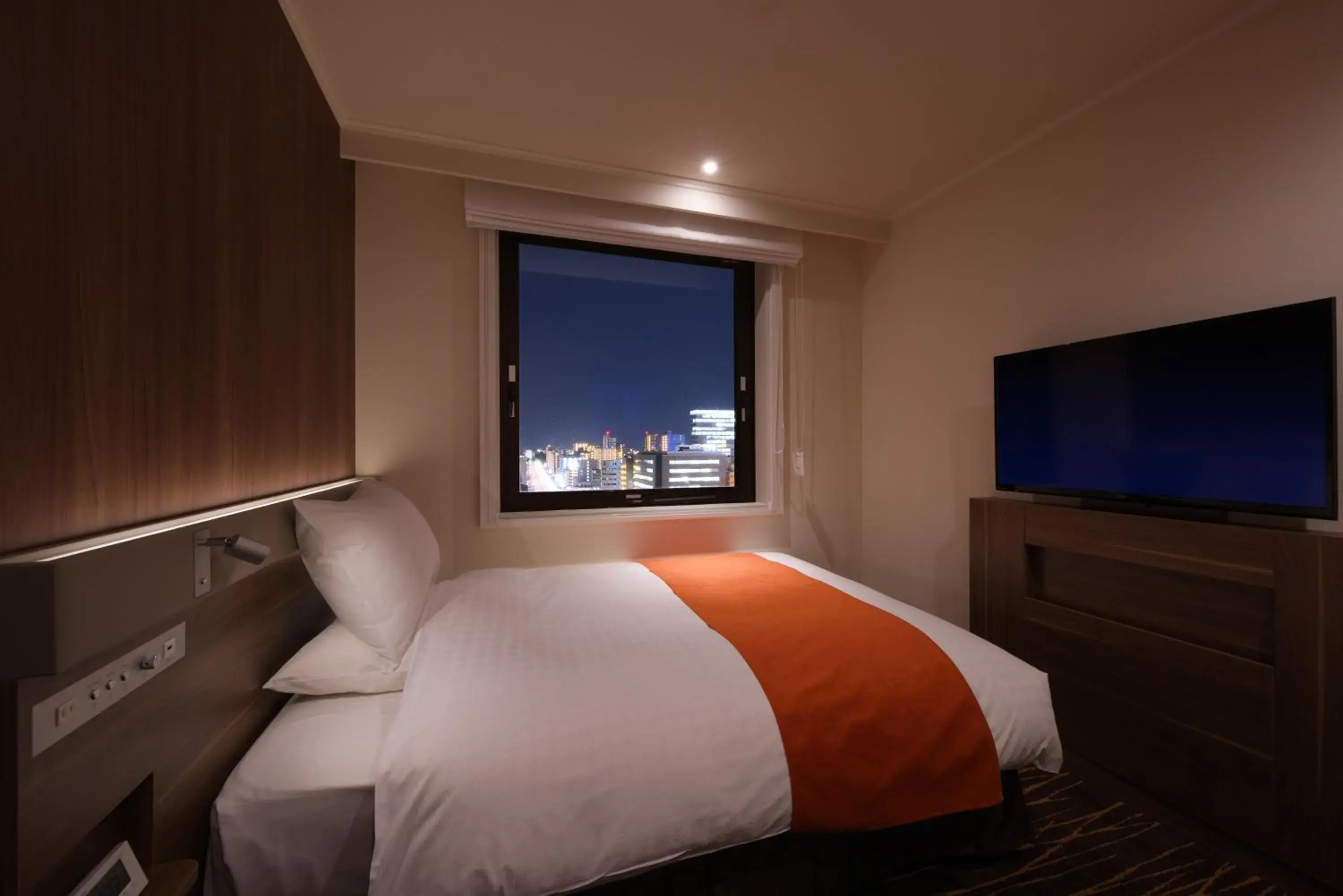 Double Room with Small Double Bed - single occupancy - Non-Smoking in Hotel JAL City Sendai Double Room with Small Double Bed - single occupancy - Non-Smoking in Hotel JAL City Sendai