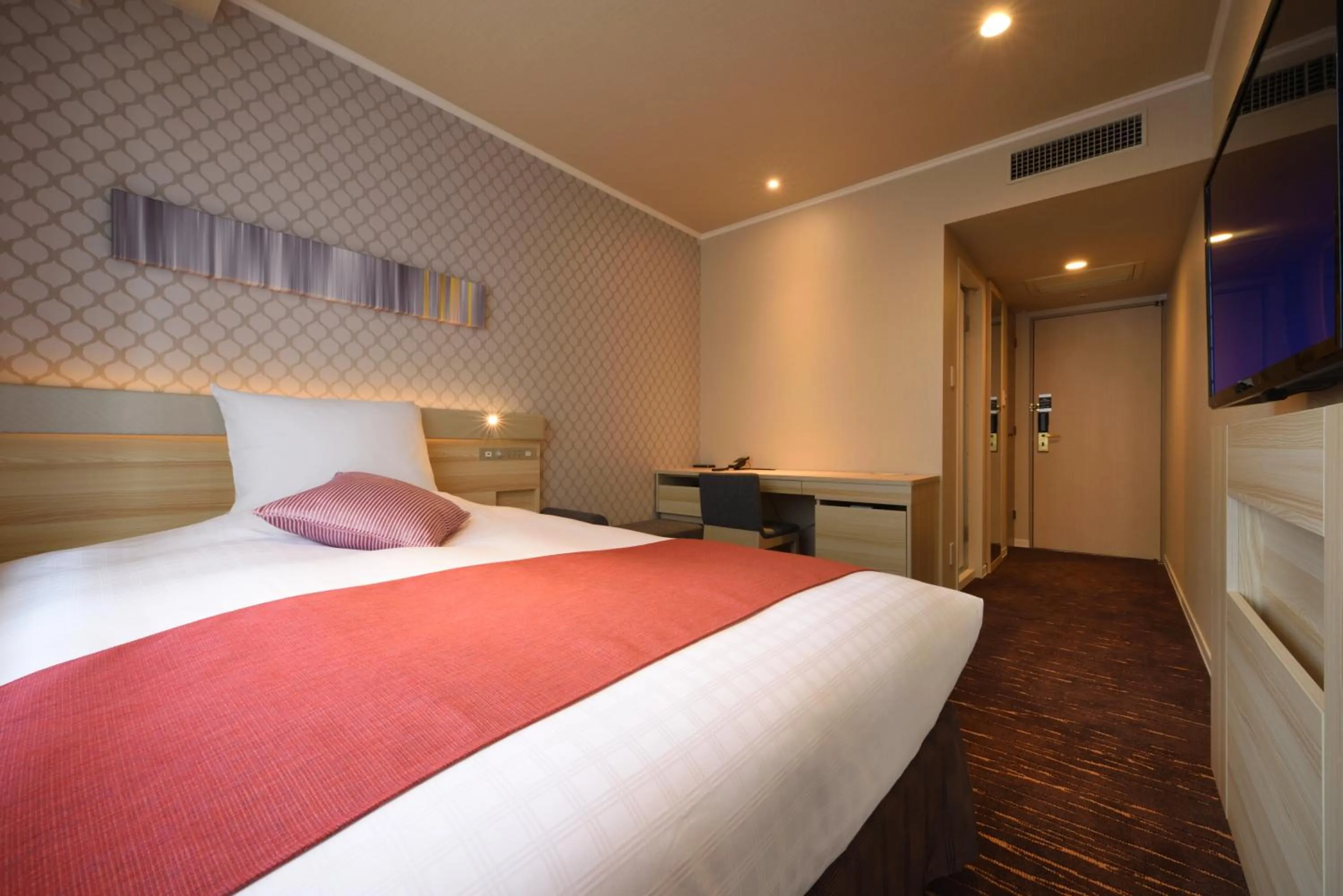 Bed in Hotel JAL City Sendai