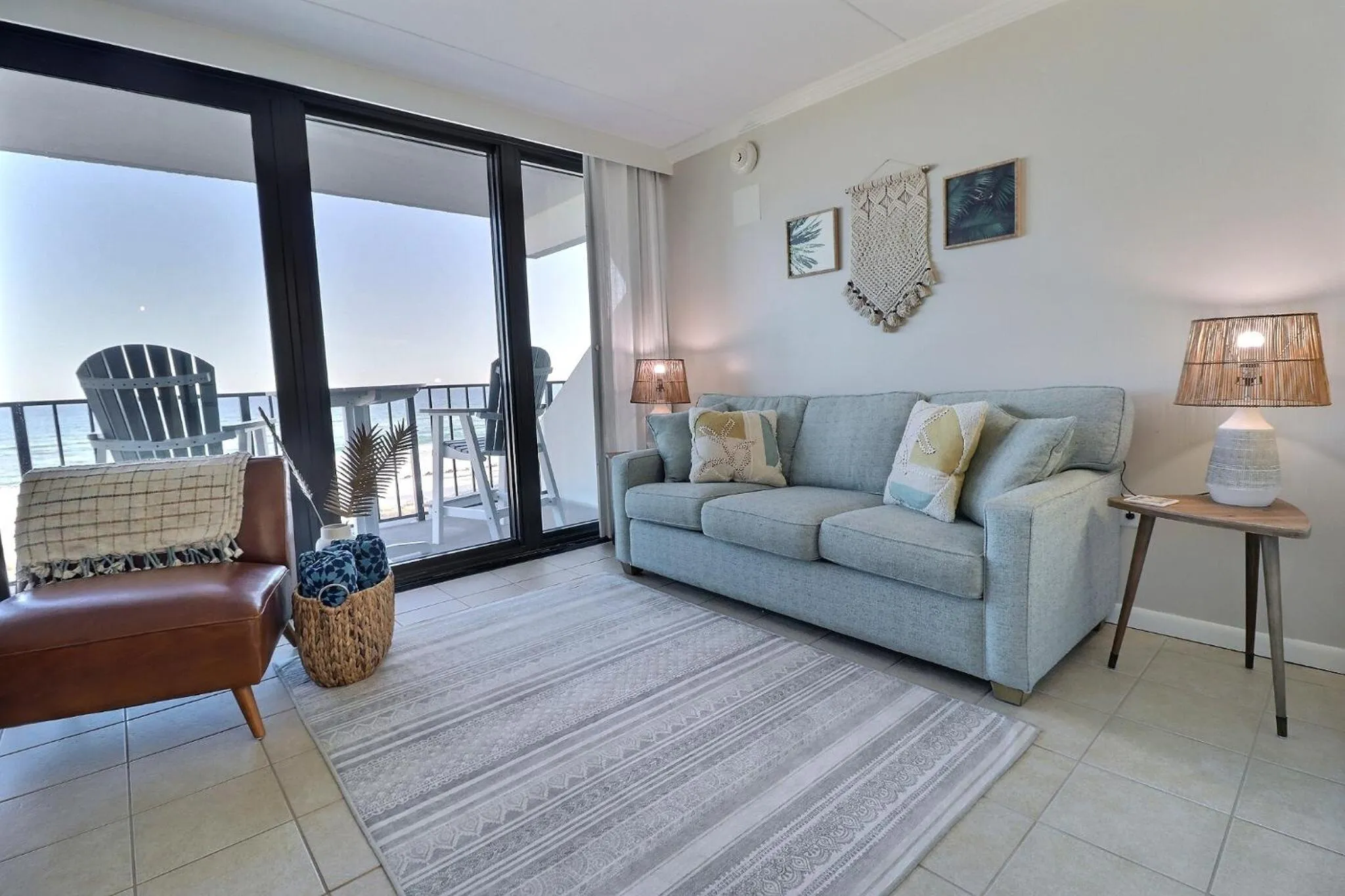 Living room in Island Winds East