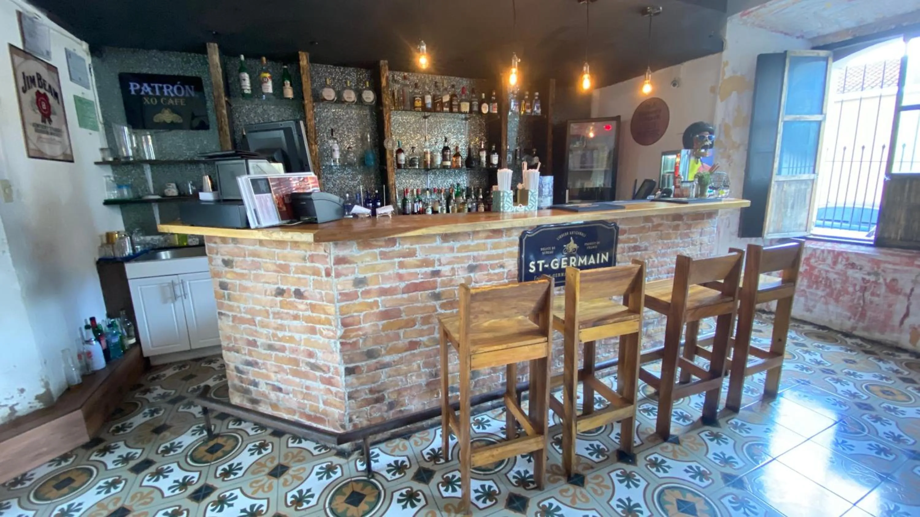 Food and drinks in Nikikot Hostel & Hotel